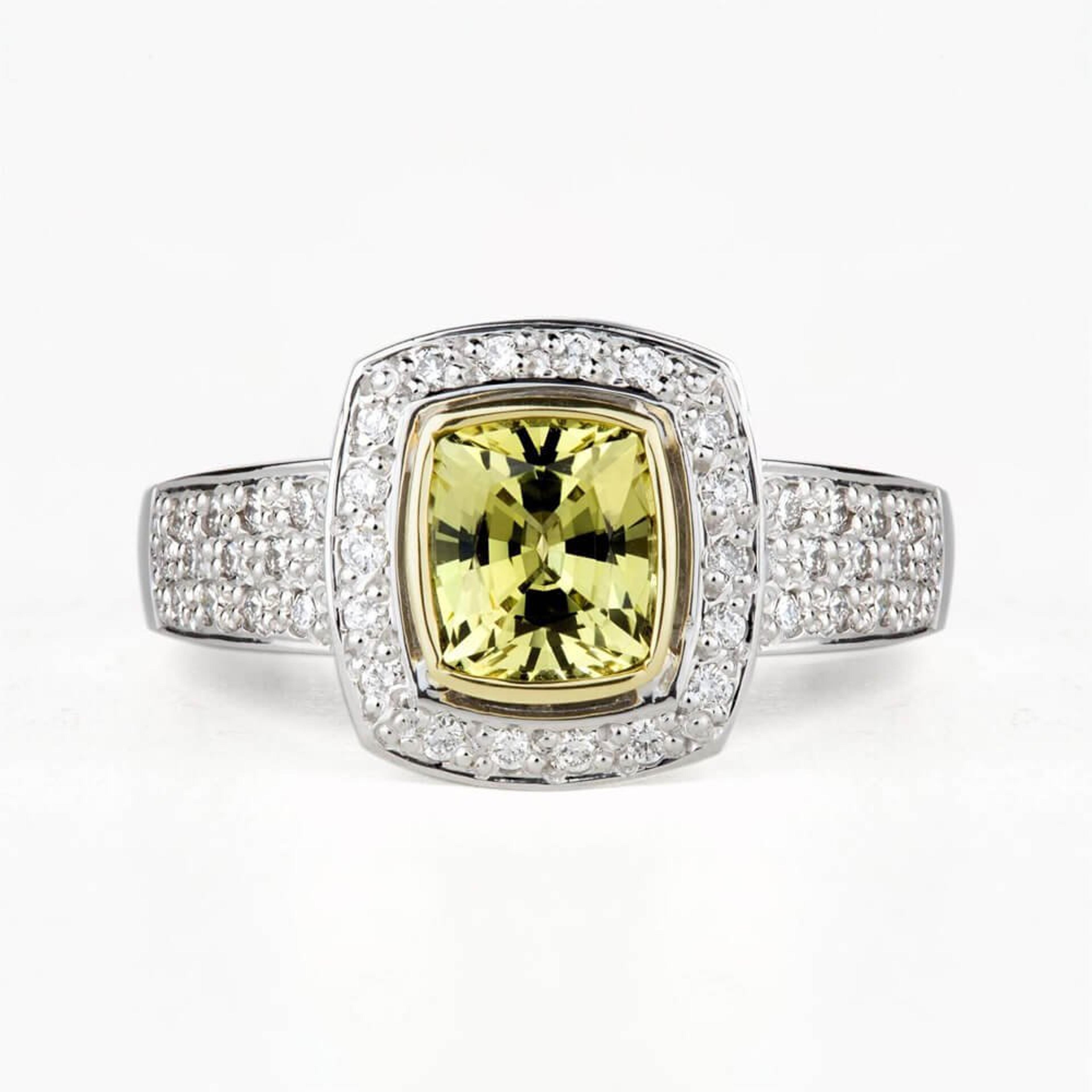 Prsten s chrysoberylem a diamanty 02, diamant, kombinované zlato — Zlatnictví Vaněk Kolín