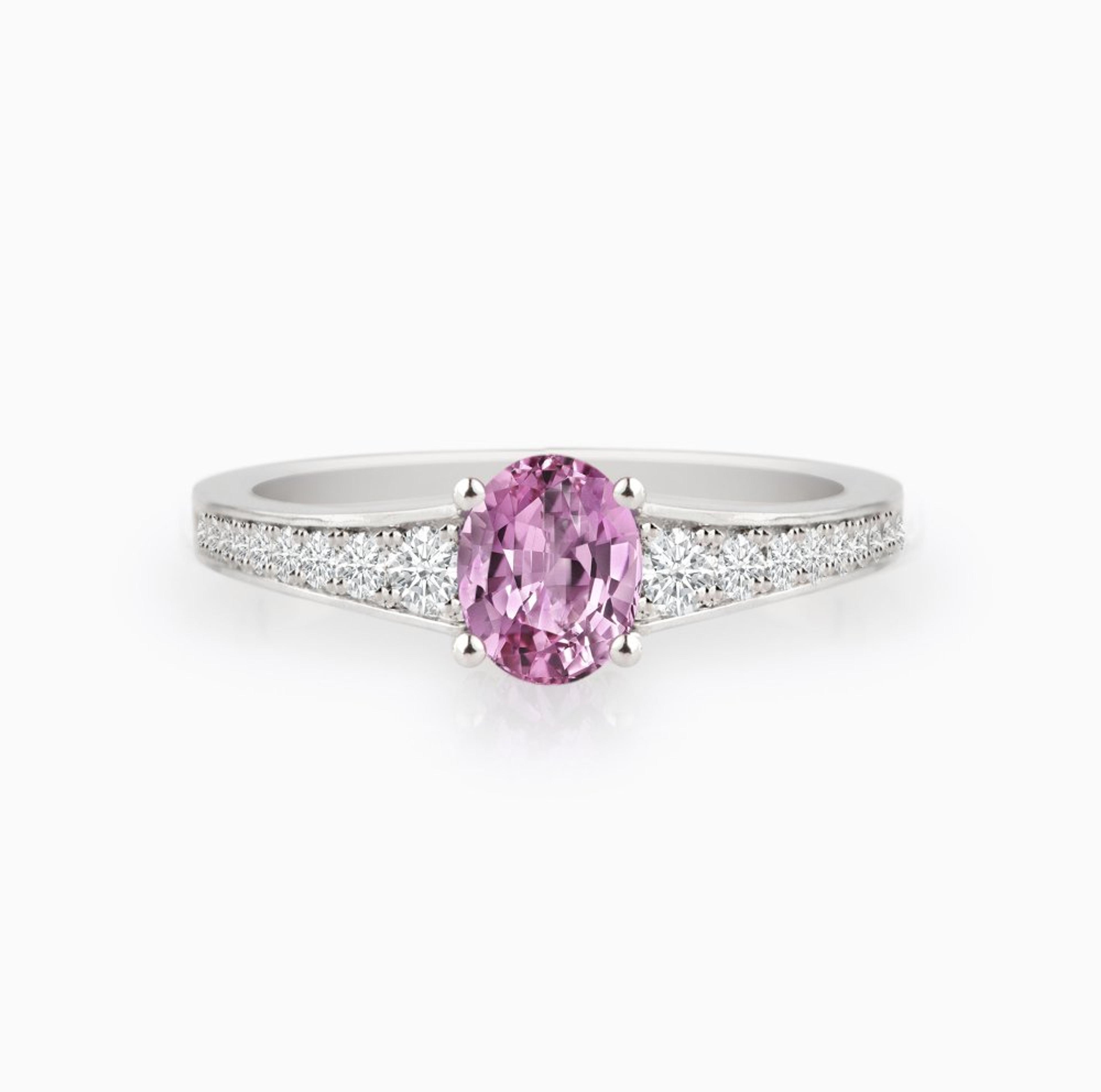 Prsten se safírem a diamanty 33, diamant, bílé zlato — Zlatnictví Vaněk Kolín