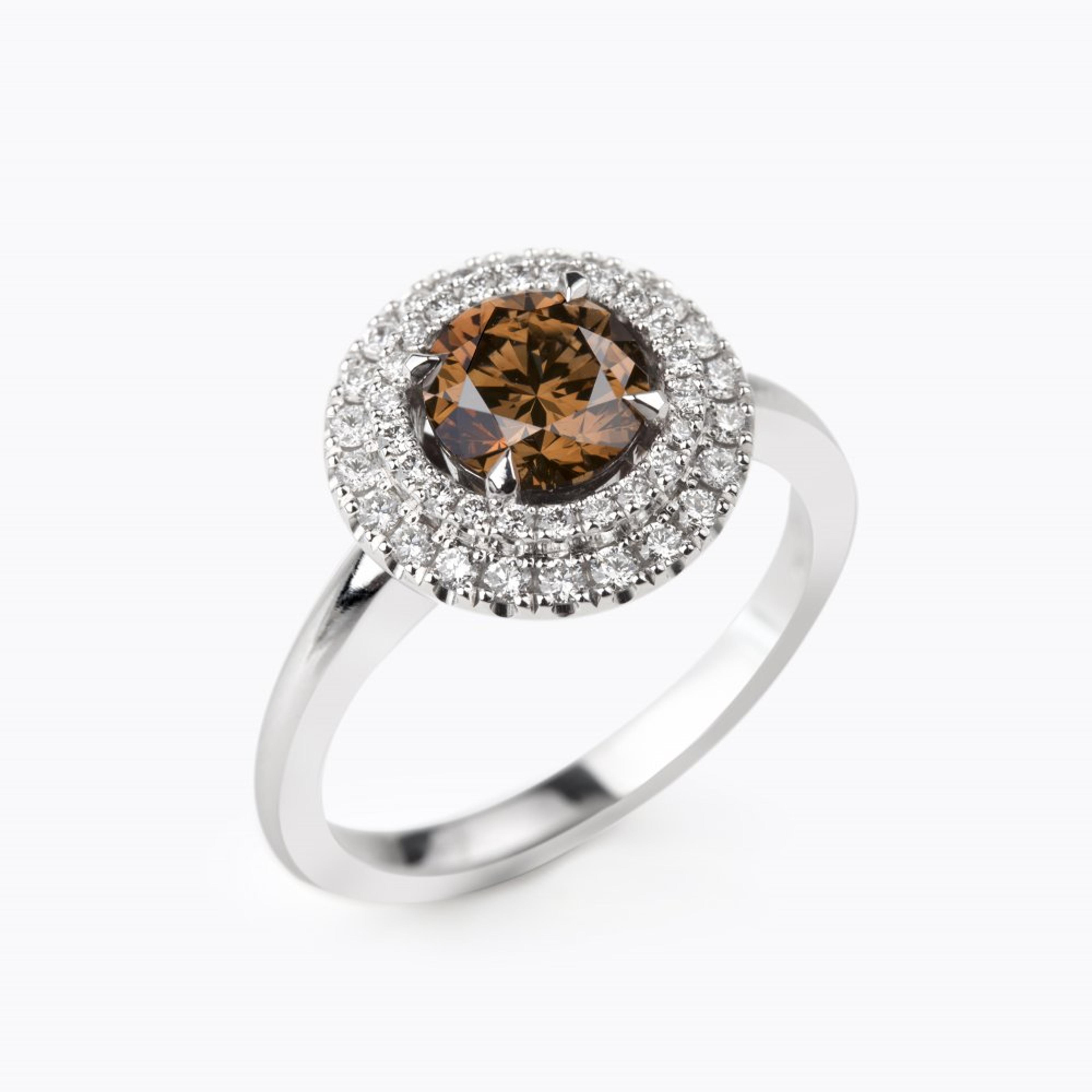 Prsten s hnědým diamantem 02, barevný diamant, bílé zlato — Zlatnictví Vaněk Kolín