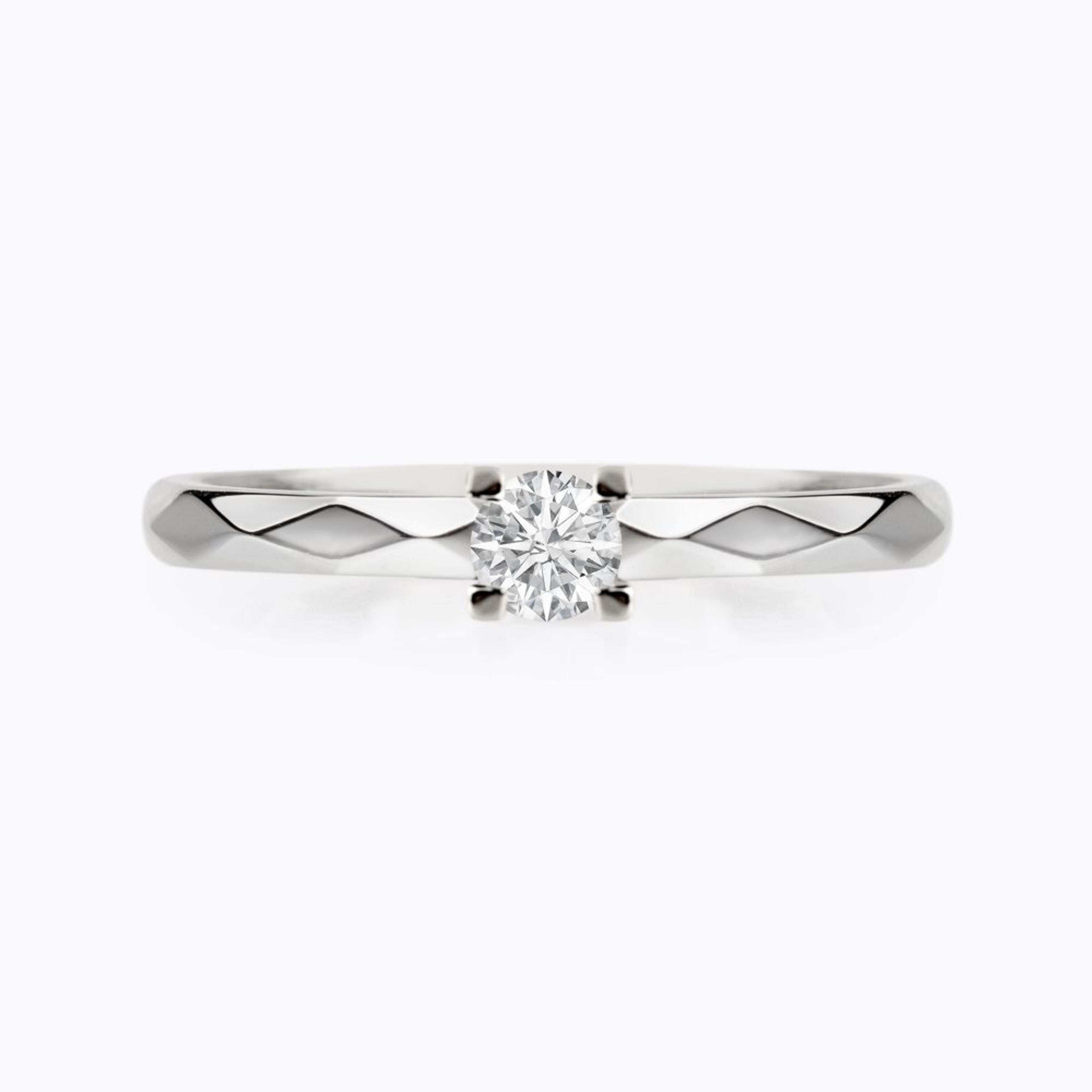 Diamantový prsten 117, diamant, bílé zlato — Zlatnictví Vaněk Kolín