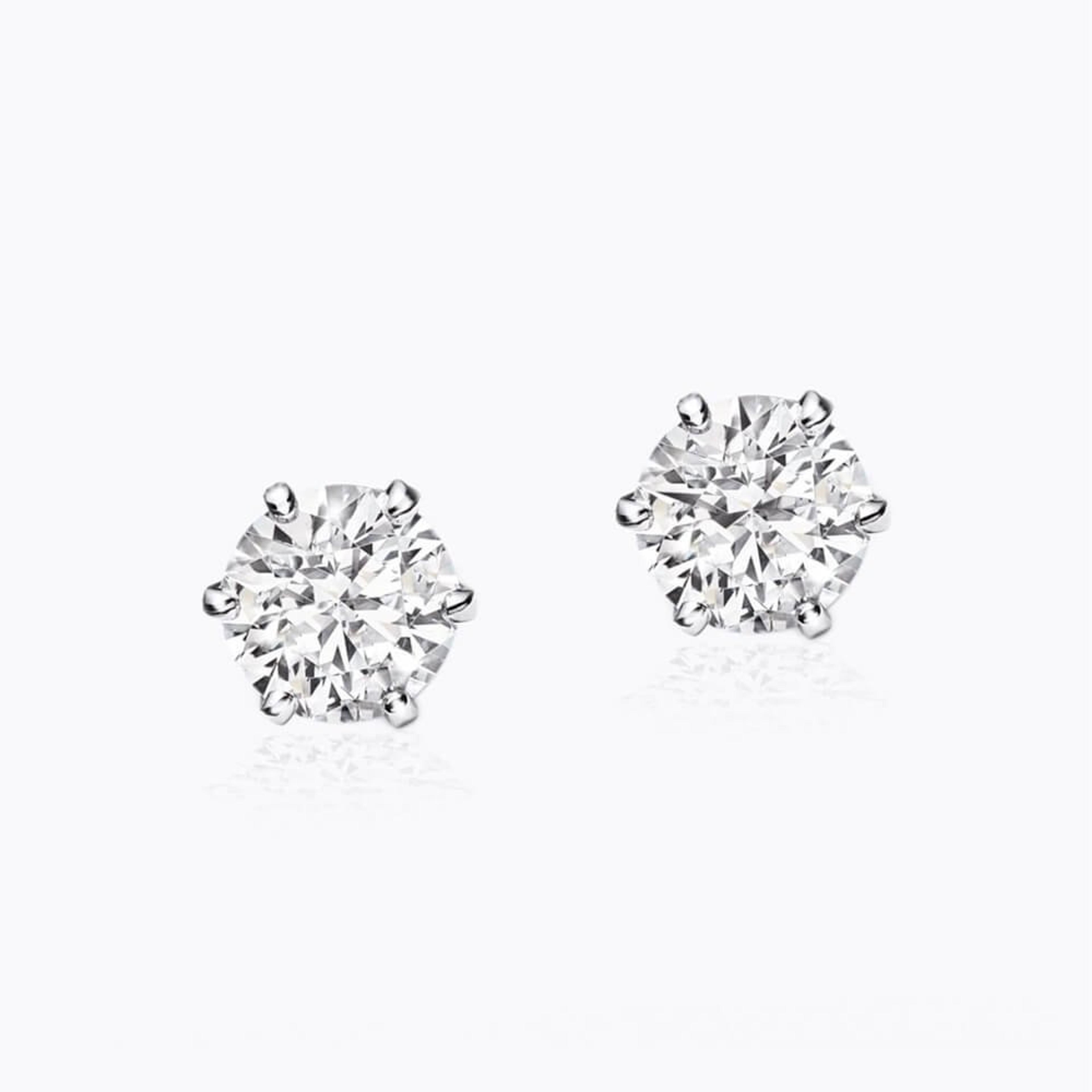 Diamantové náušnice 30, diamant, bílé zlato — Zlatnictví Vaněk Kolín