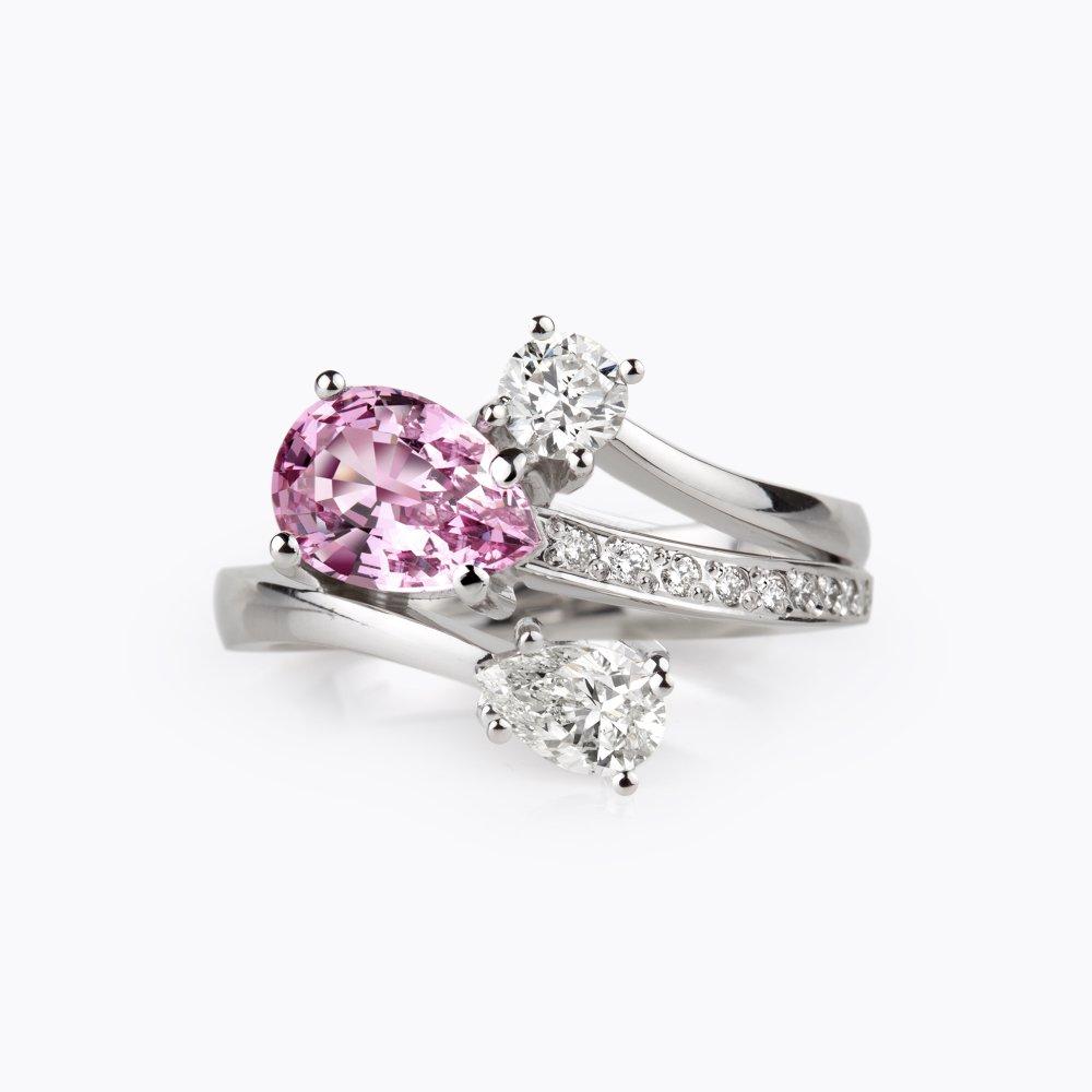 Prsten se spinelem a diamanty 03, diamant, bílé zlato — Zlatnictví Vaněk Kolín
