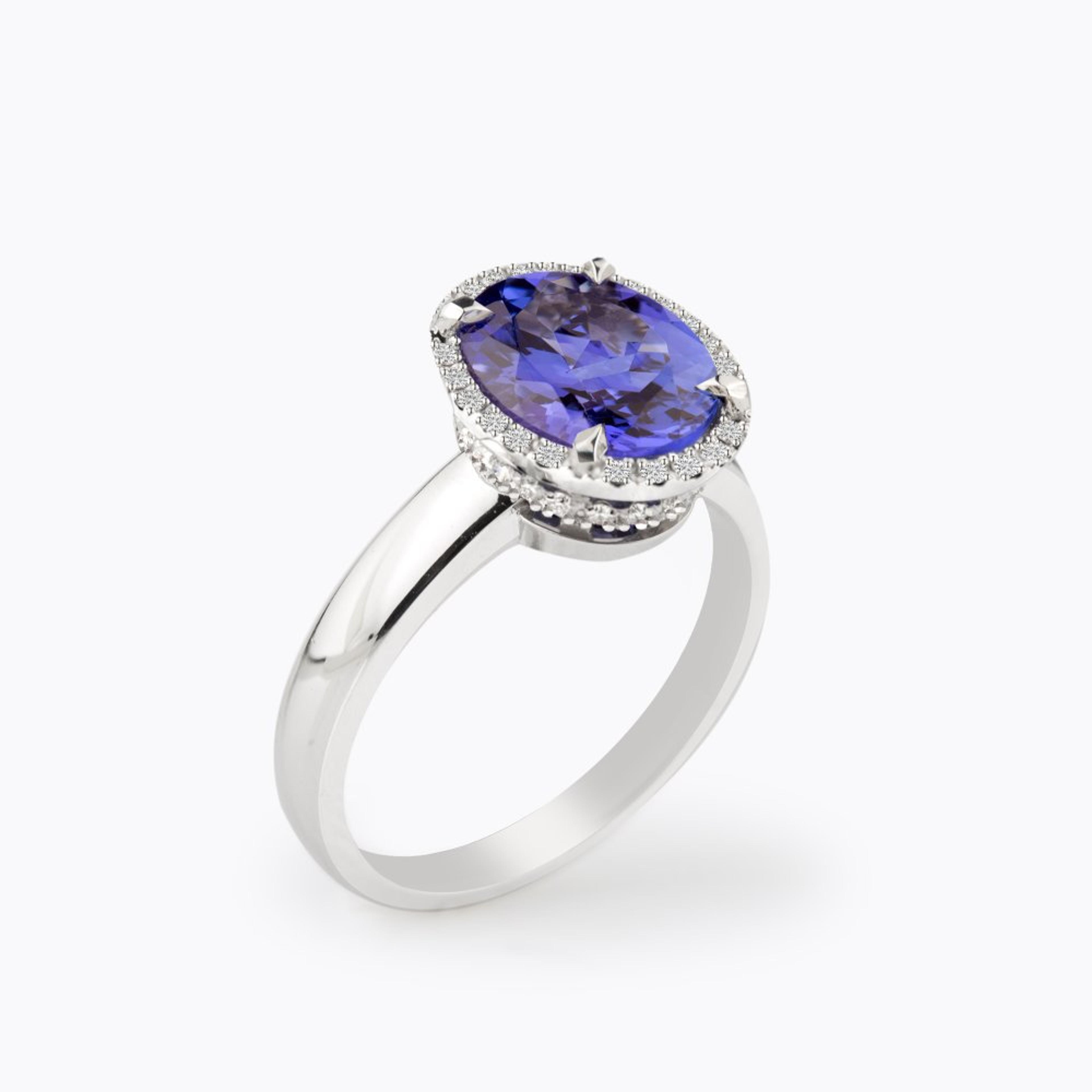 Prsten s tanzanitem a diamanty 08, diamant, bílé zlato — Zlatnictví Vaněk Kolín