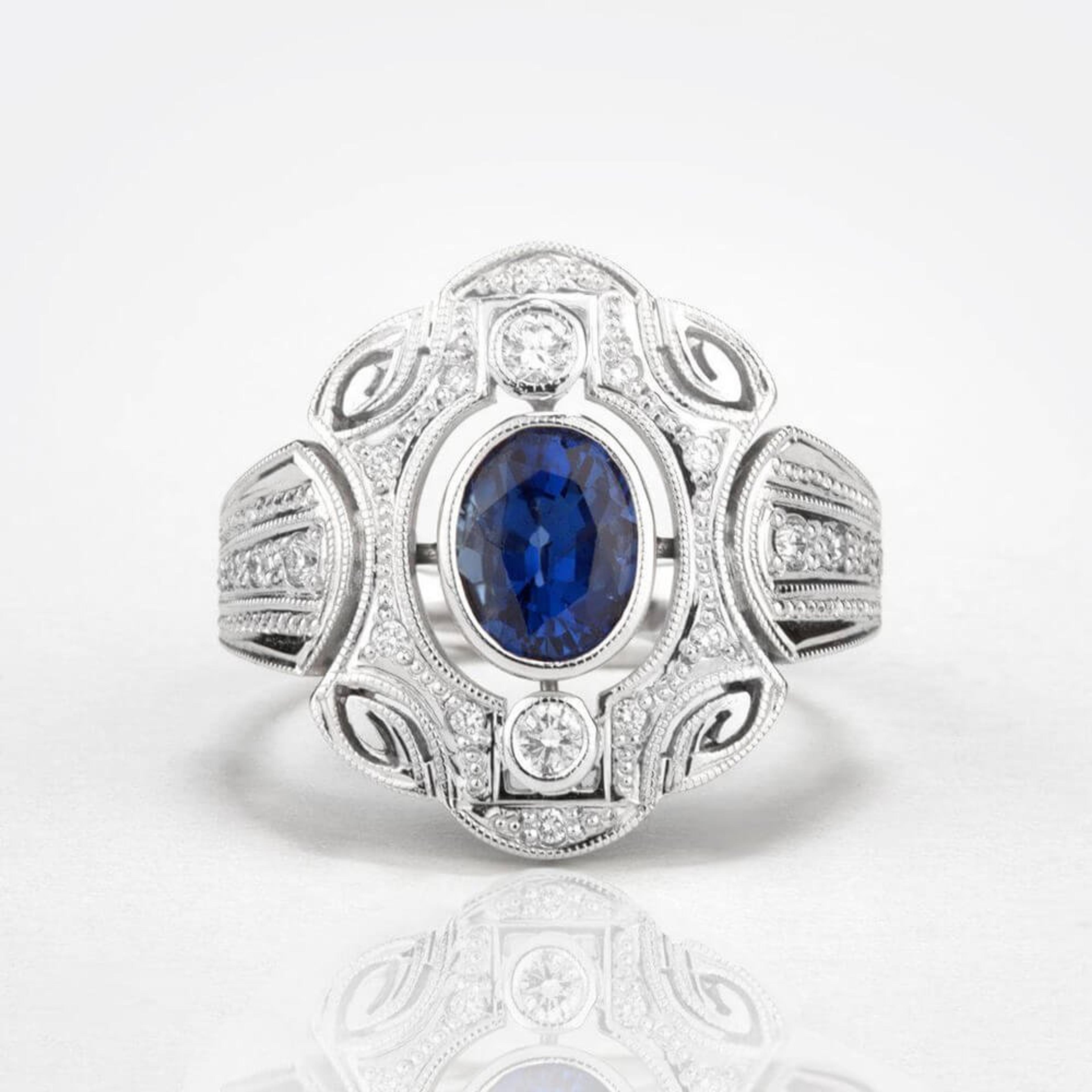 Prsten se safírem a diamanty 03, diamant, bílé zlato — Zlatnictví Vaněk Kolín