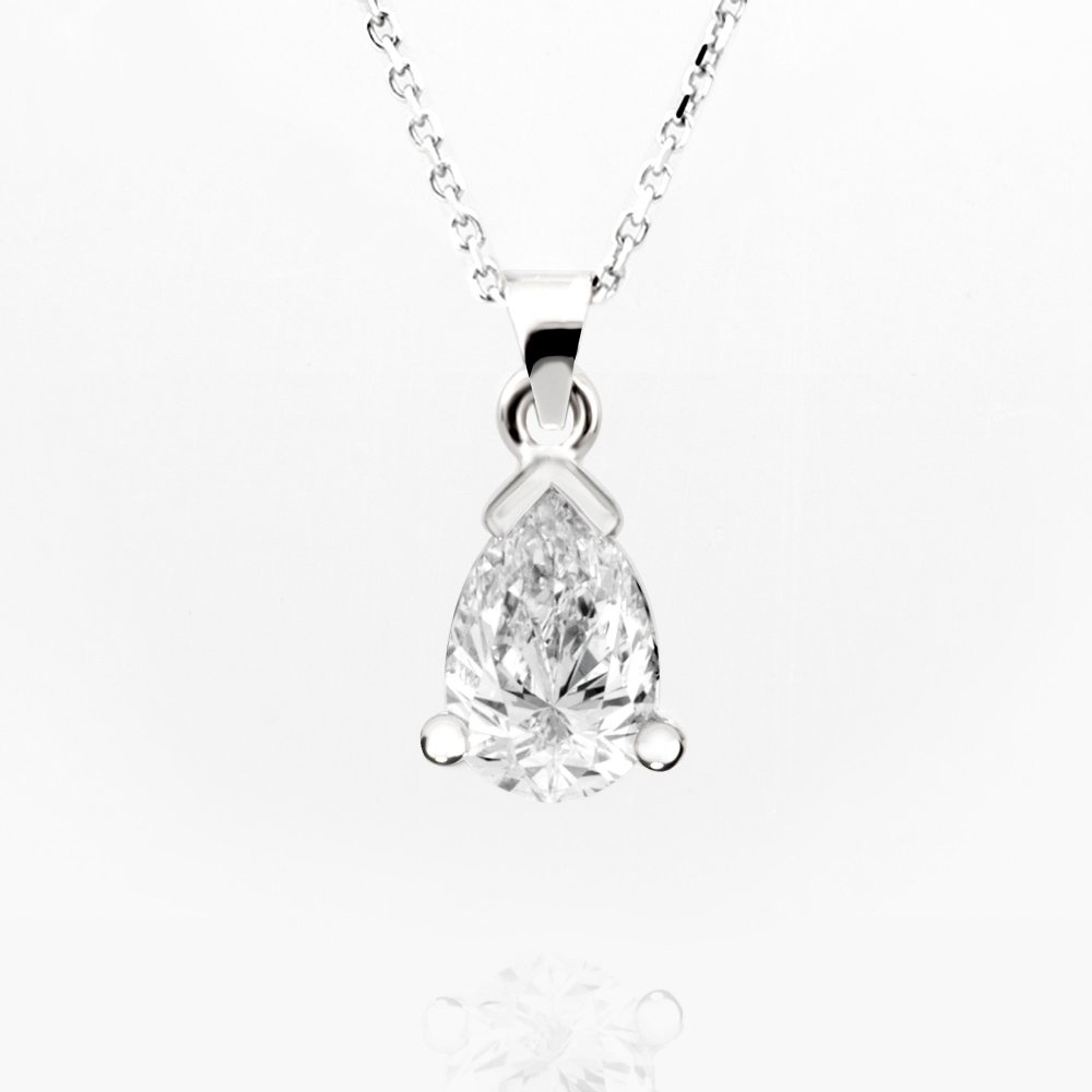 Diamantový přívěsek 02, diamant, bílé zlato — Zlatnictví Vaněk Kolín