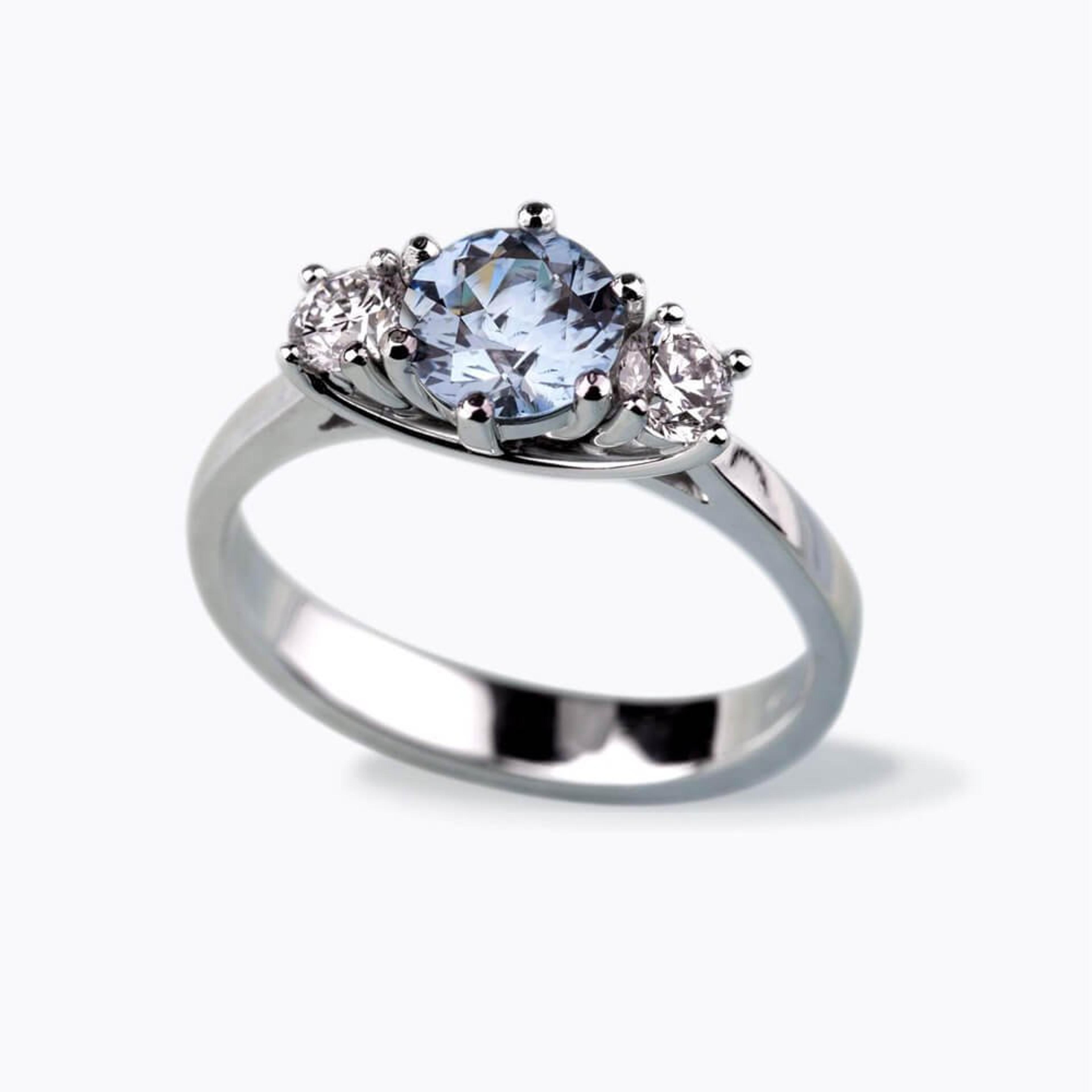 Prsten s akvamarínem a diamanty 04, diamant, bílé zlato — Zlatnictví Vaněk Kolín