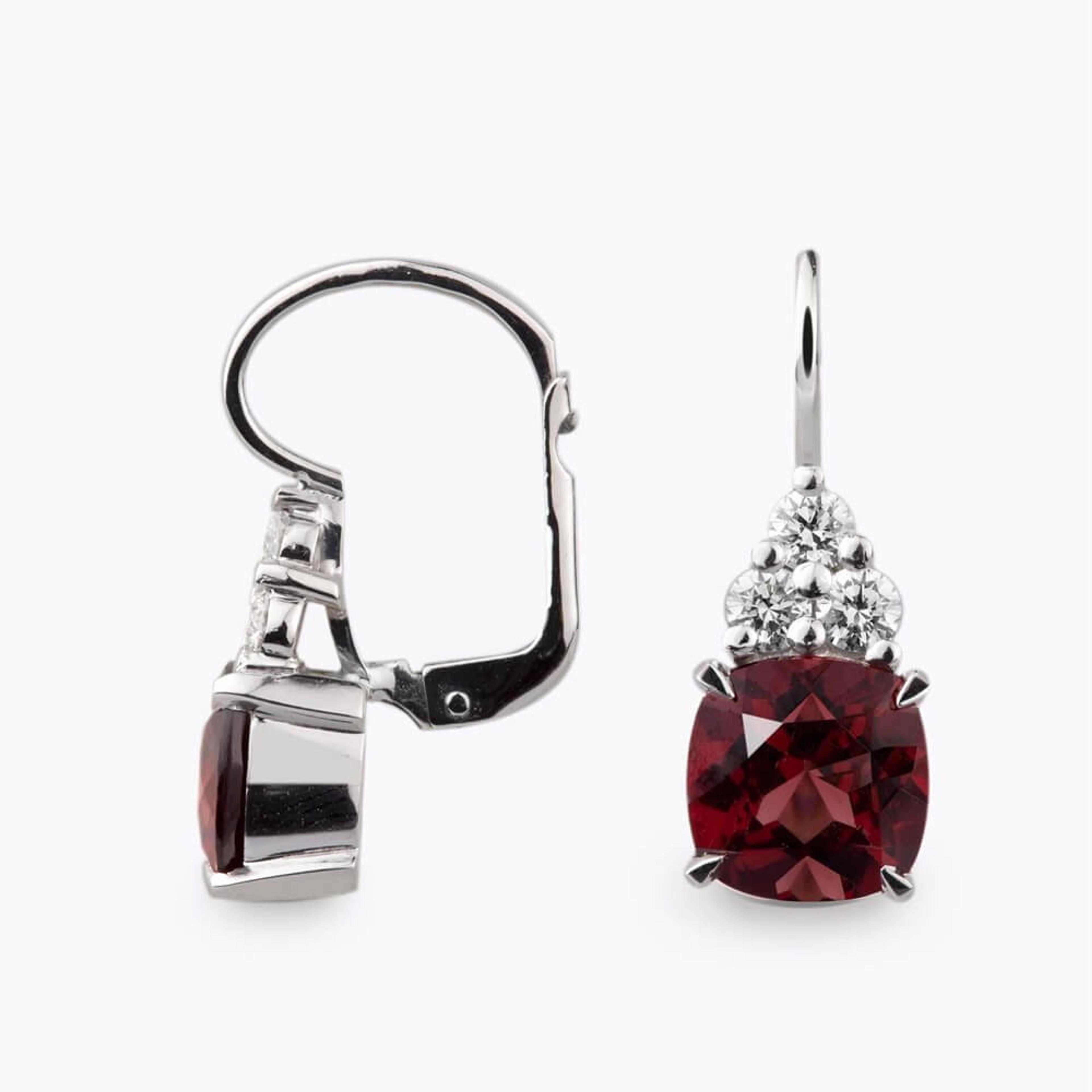 Náušnice s granáty a diamanty 02, diamant, bílé zlato — Zlatnictví Vaněk Kolín