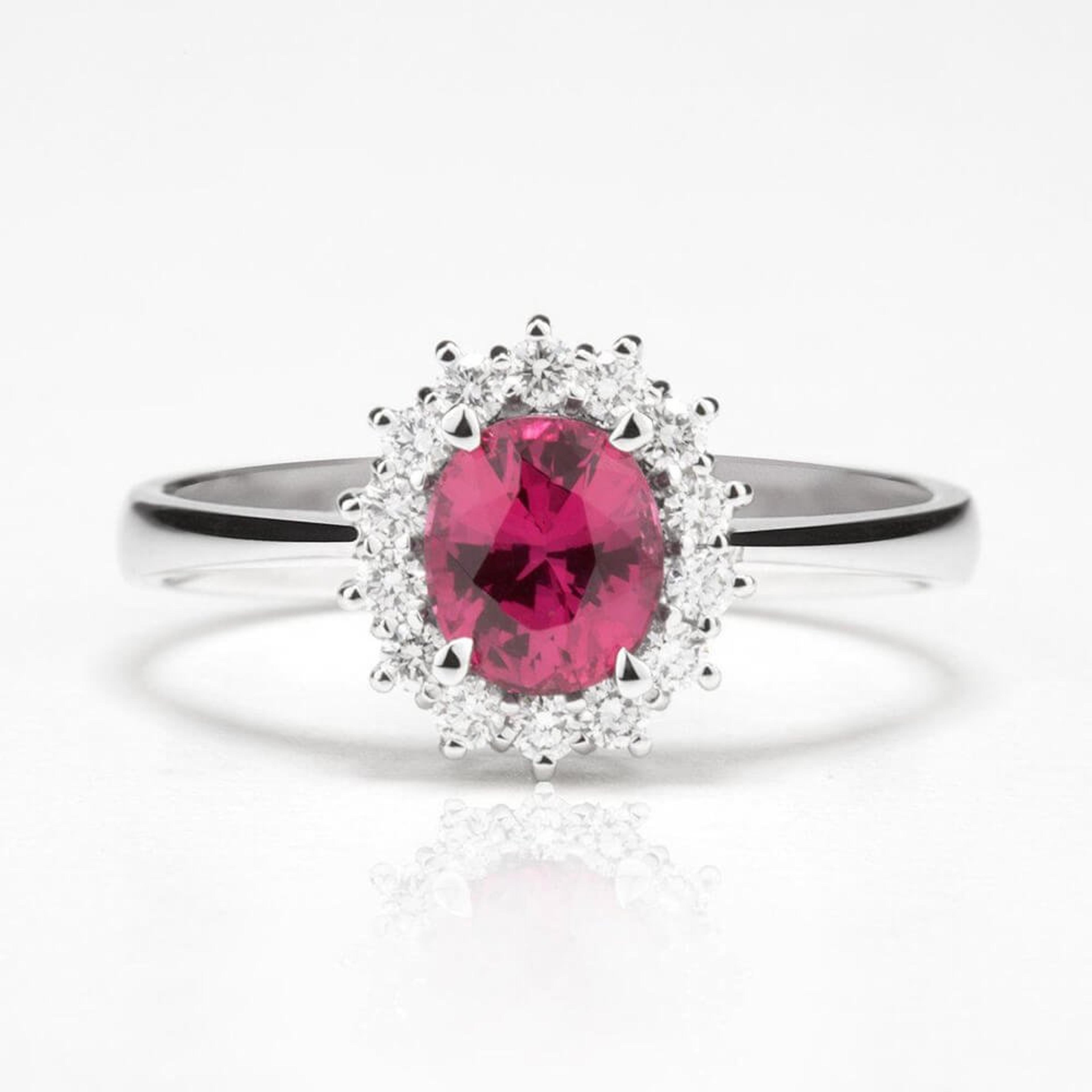 Prsten se spinelem a diamanty 01, diamant, bílé zlato — Zlatnictví Vaněk Kolín