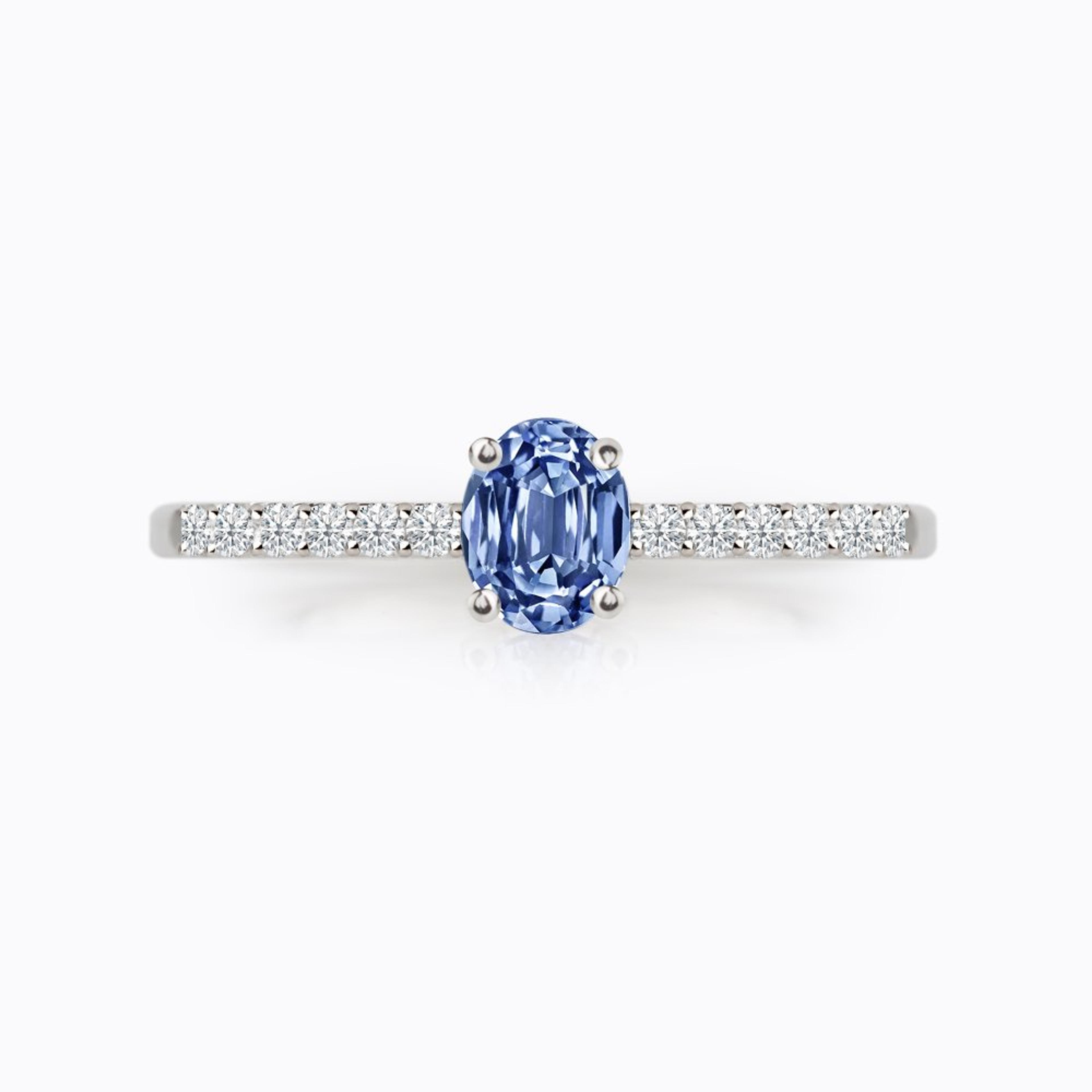Prsten se safírem a diamanty 26, diamant, bílé zlato — Zlatnictví Vaněk Kolín
