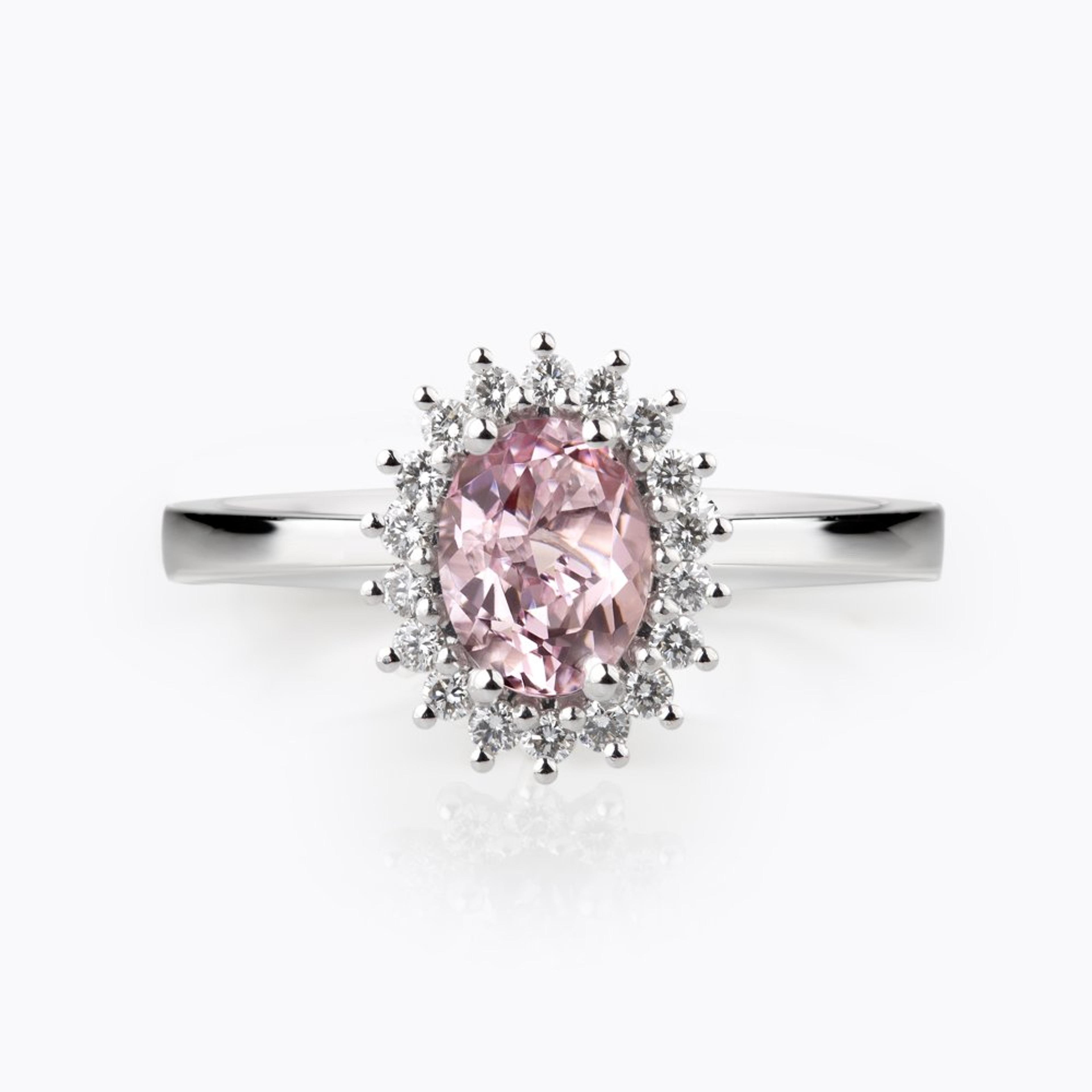 Prsten s morganitem a diamanty 03, diamant, bílé zlato — Zlatnictví Vaněk Kolín