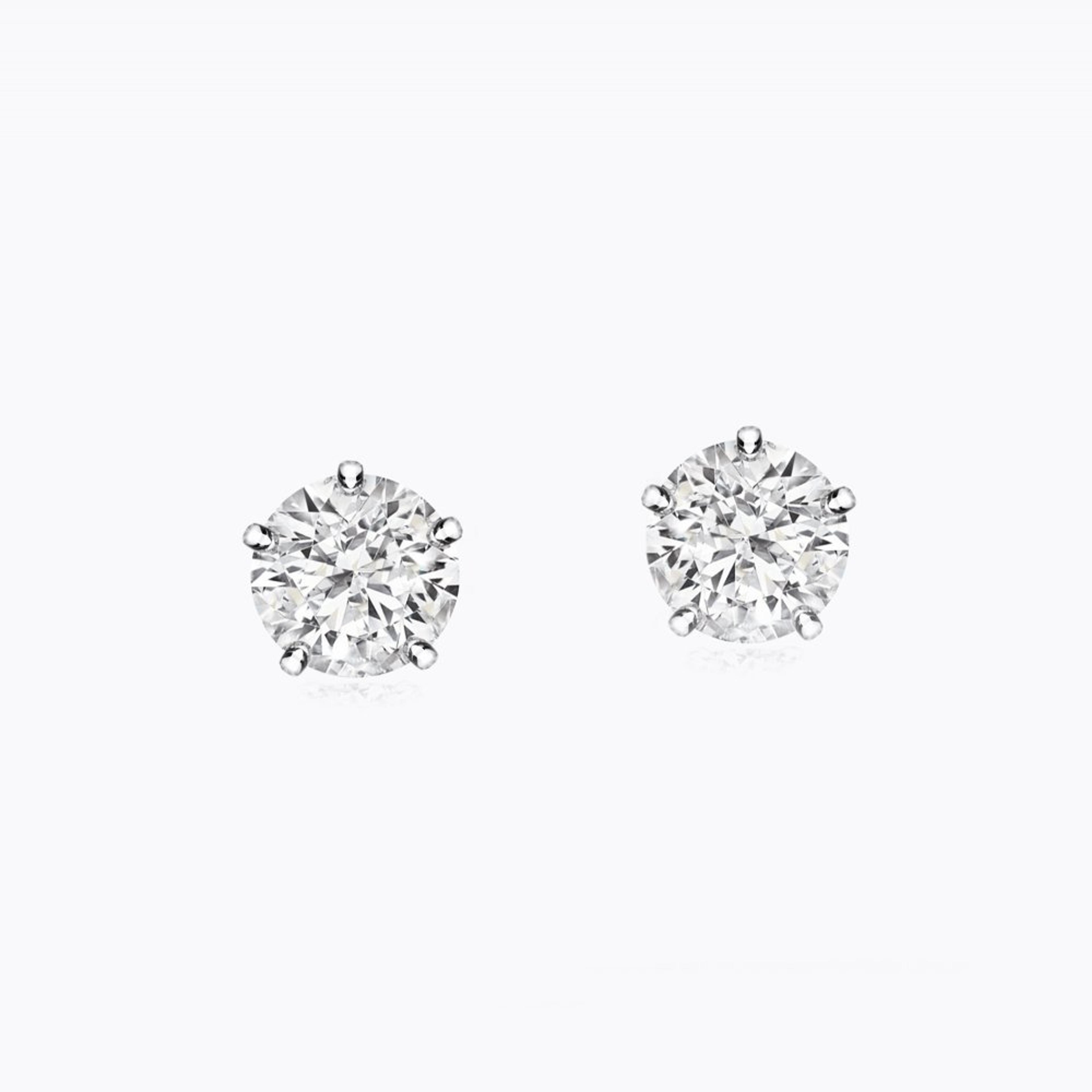 Diamantové náušnice 47, diamant, bílé zlato — Zlatnictví Vaněk Kolín