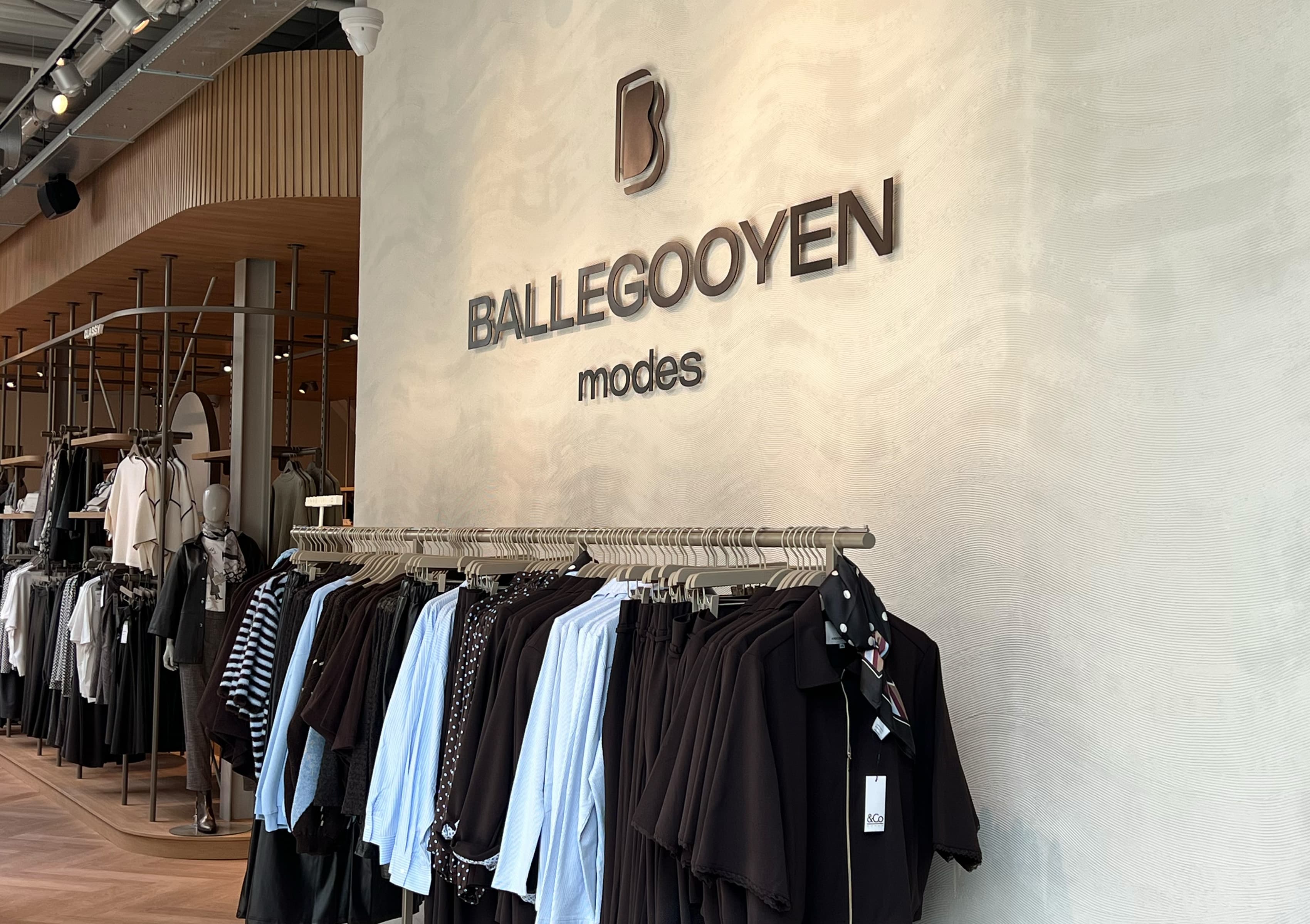 we zijn weer open