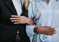 The Quiet Rise of Wearable Faith: How a Tiny Bible Became a Cultural Phenomenon