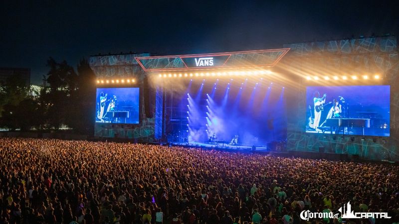 ¿Cómo se vivió el día uno del Corona Capital 2022? TODO lo que no puedes perderte si vas hoy y mañana