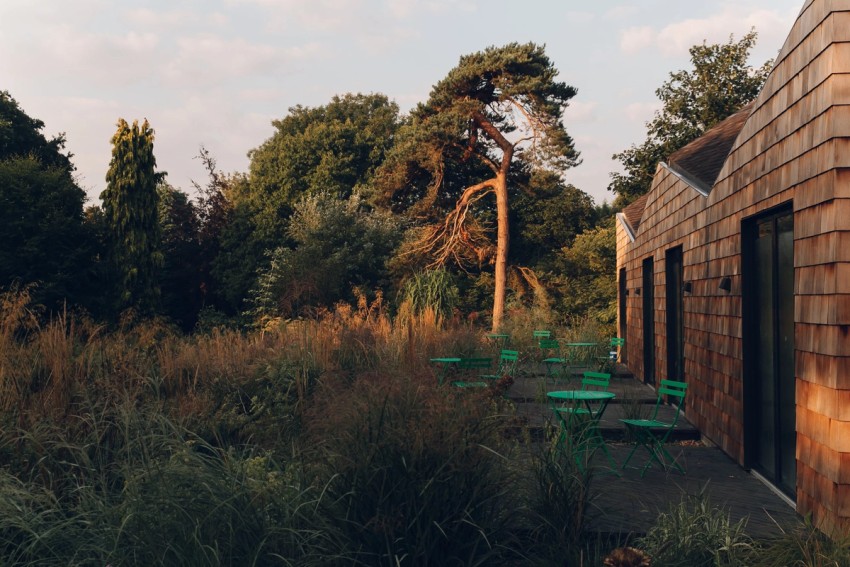 hotels, hideaways & retreats by India Hobson