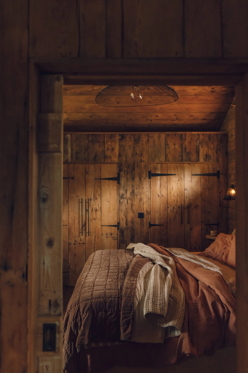 Settle Norfolk by India Hobson