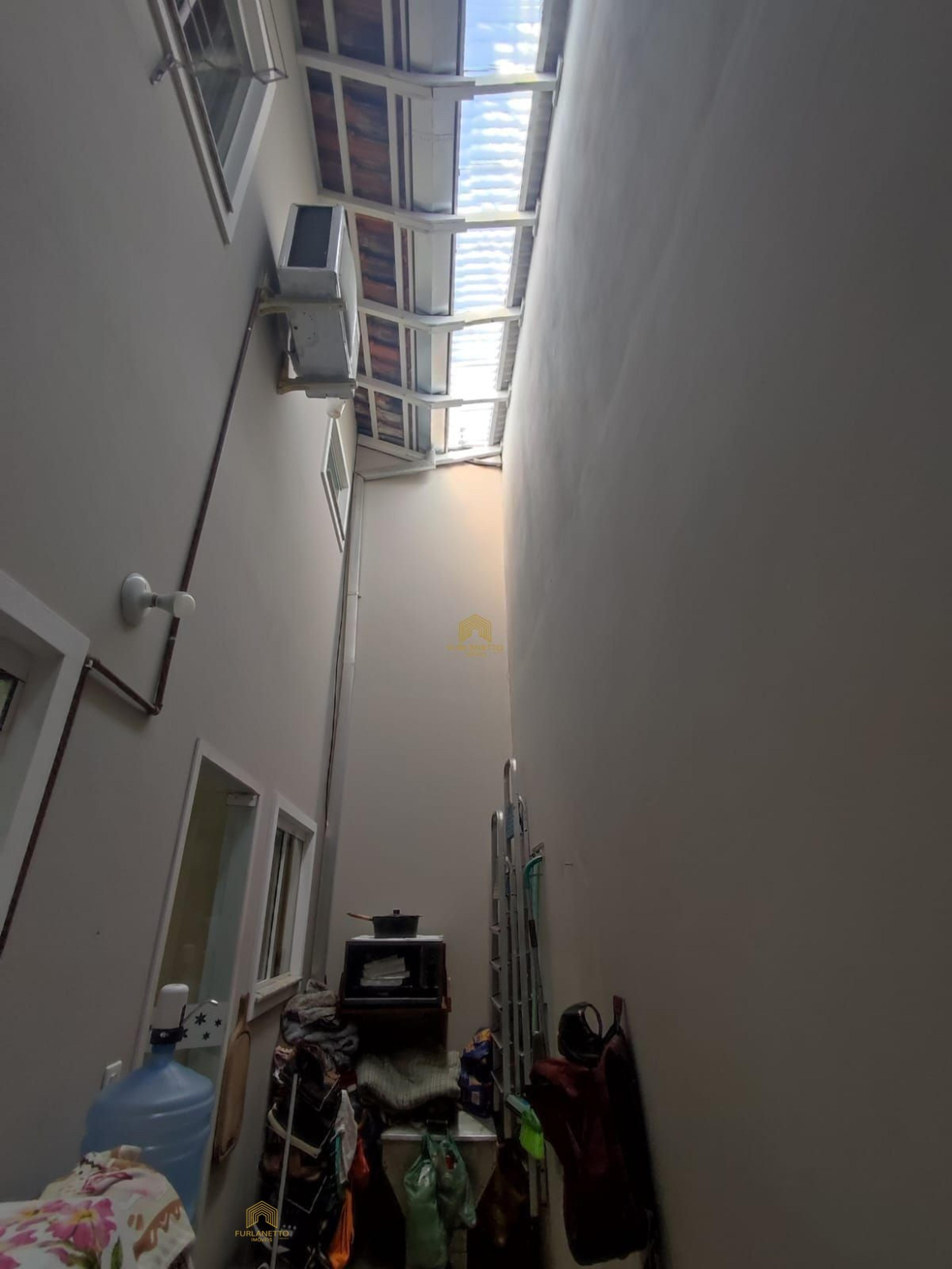 Linda casa geminada mobiliada no bairro João Costa — foto 17