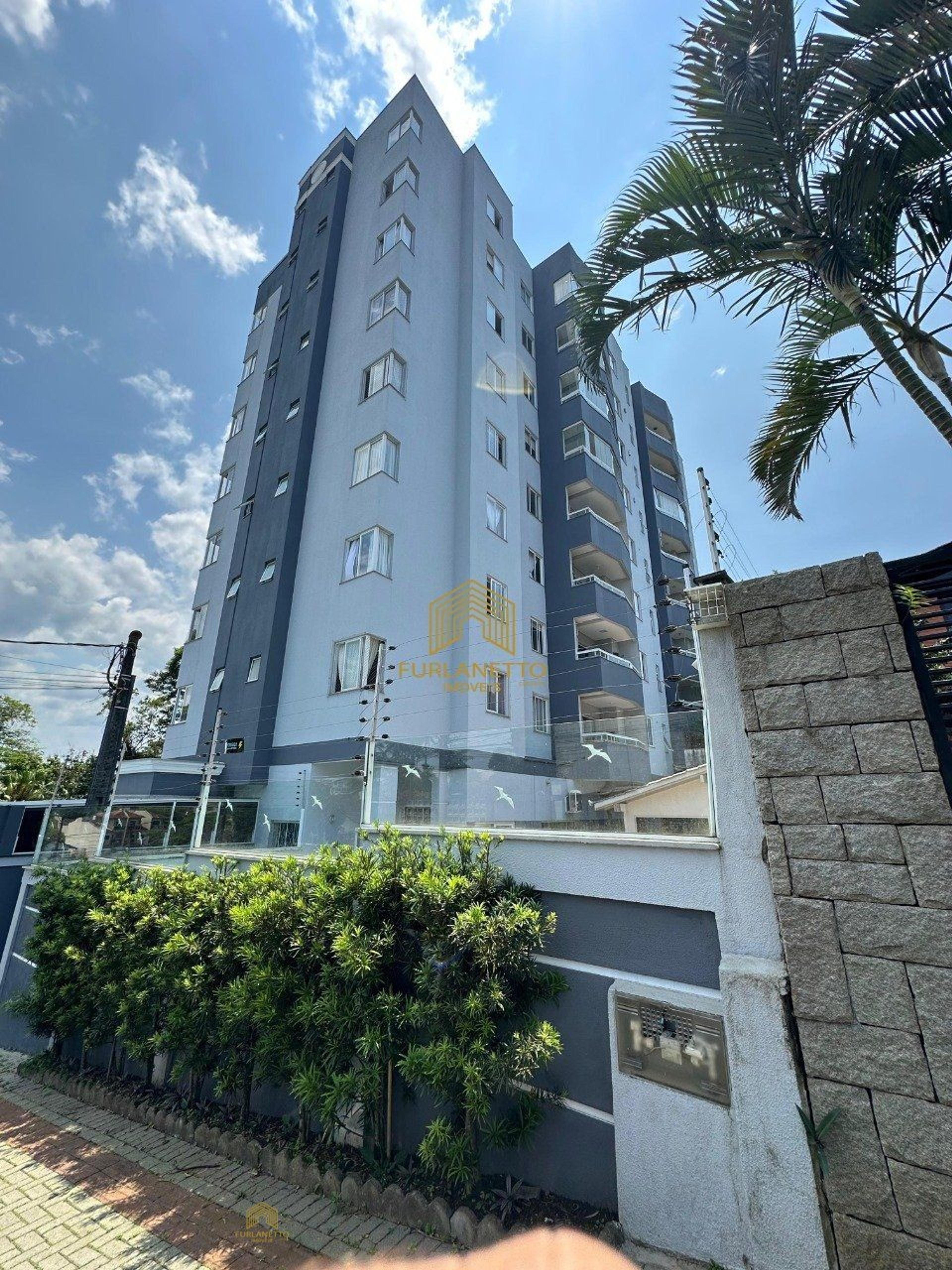 Ampla cobertura no bairro Floresta — foto 31