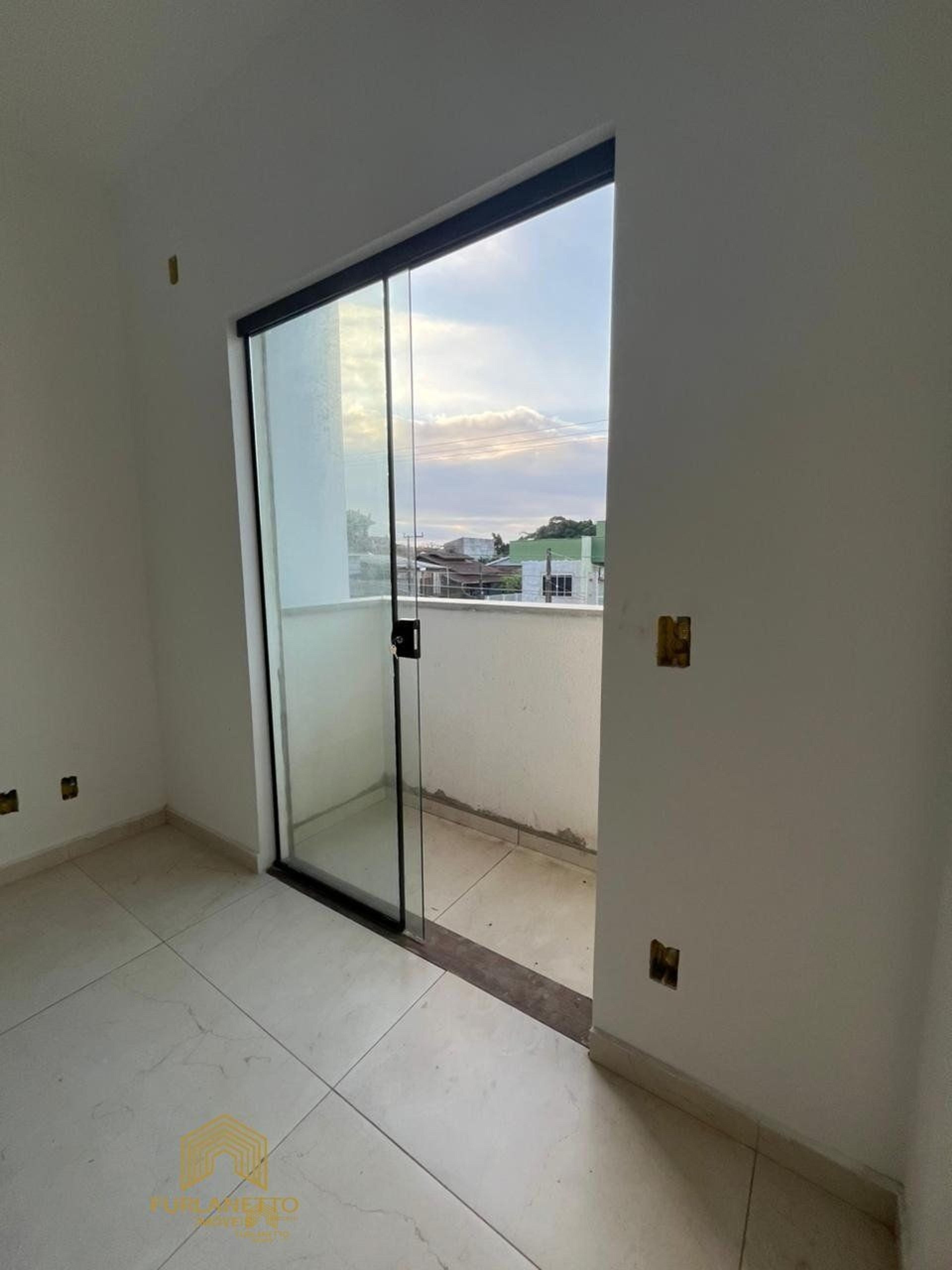 Geminado em construção no bairro Boehmerwald — foto 13