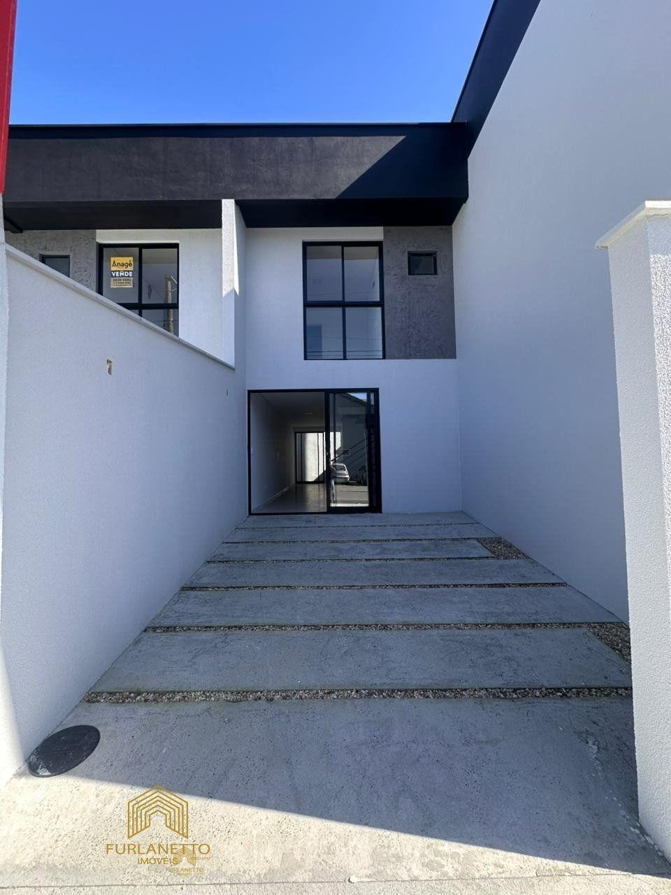Casa em Costa e Silva, Joinville — foto 2