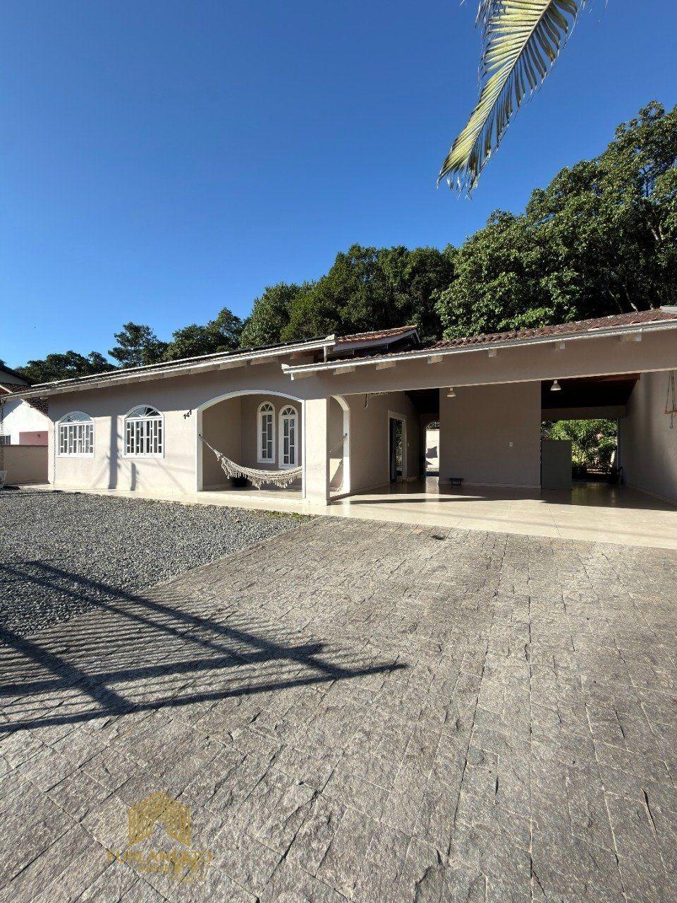 Casa à venda no bairro Boehmerwald — foto 1
