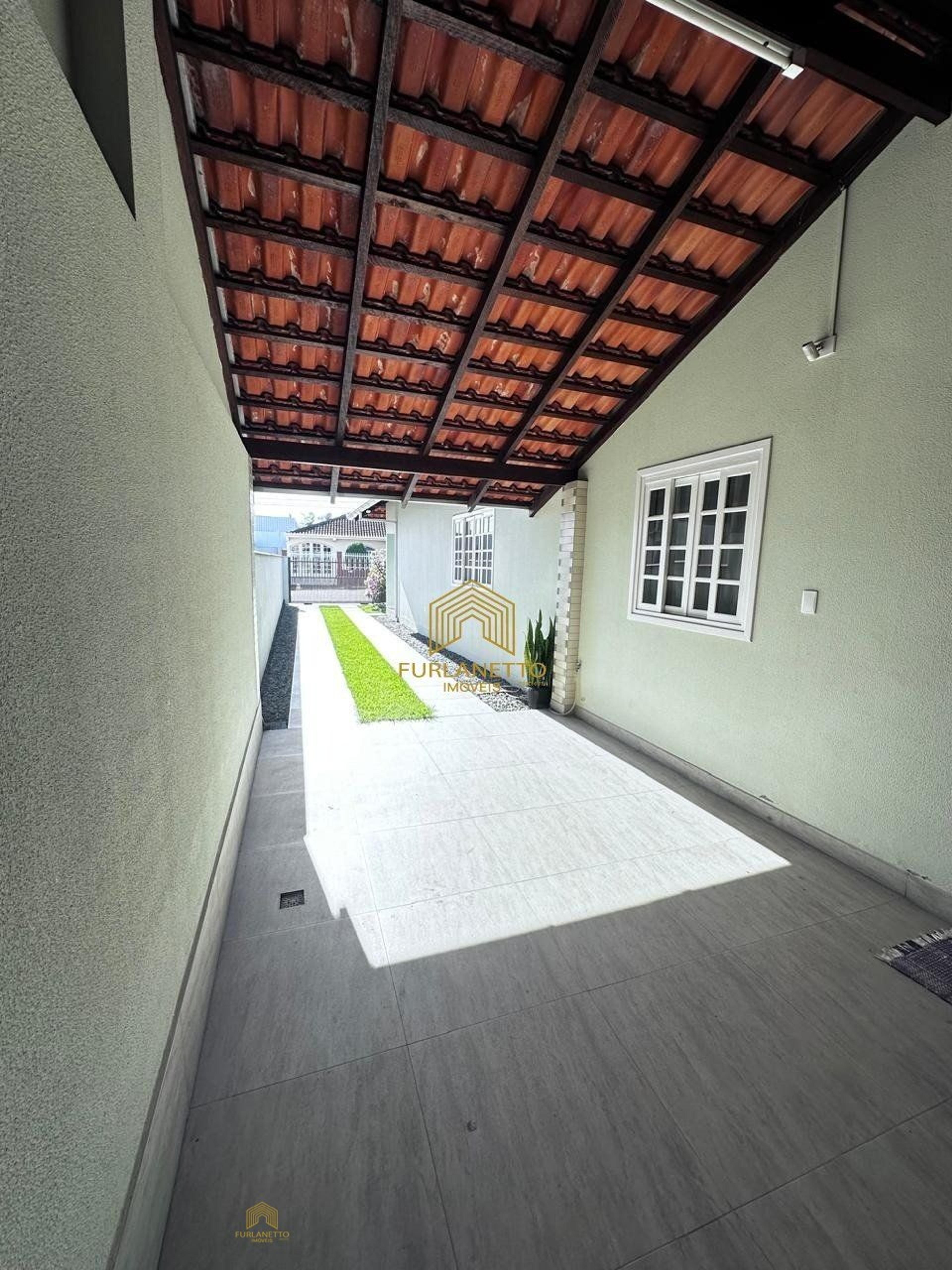 Linda residência no bairro João Costa — foto 7