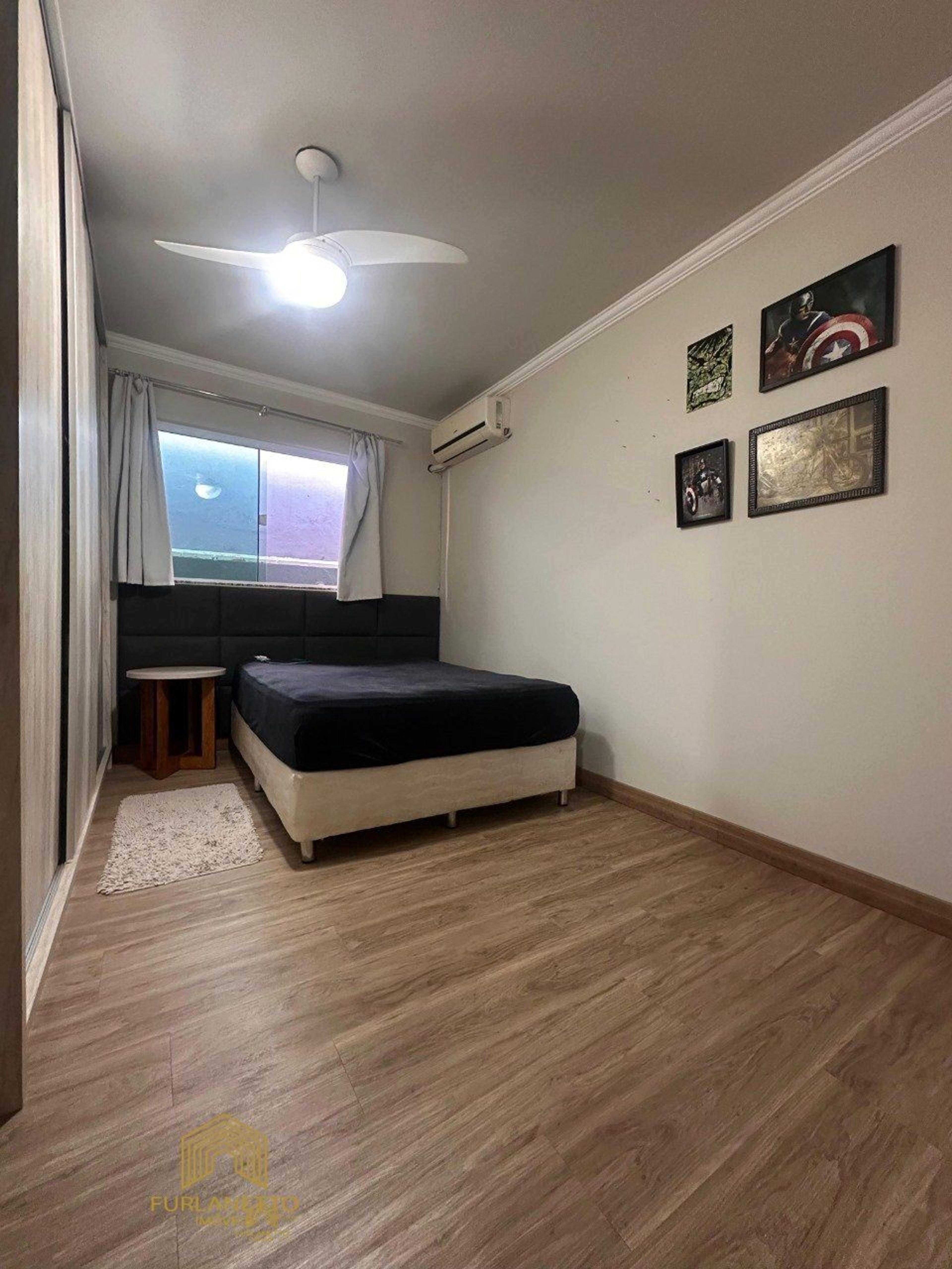 Linda Residência no bairro Iririú — foto 13