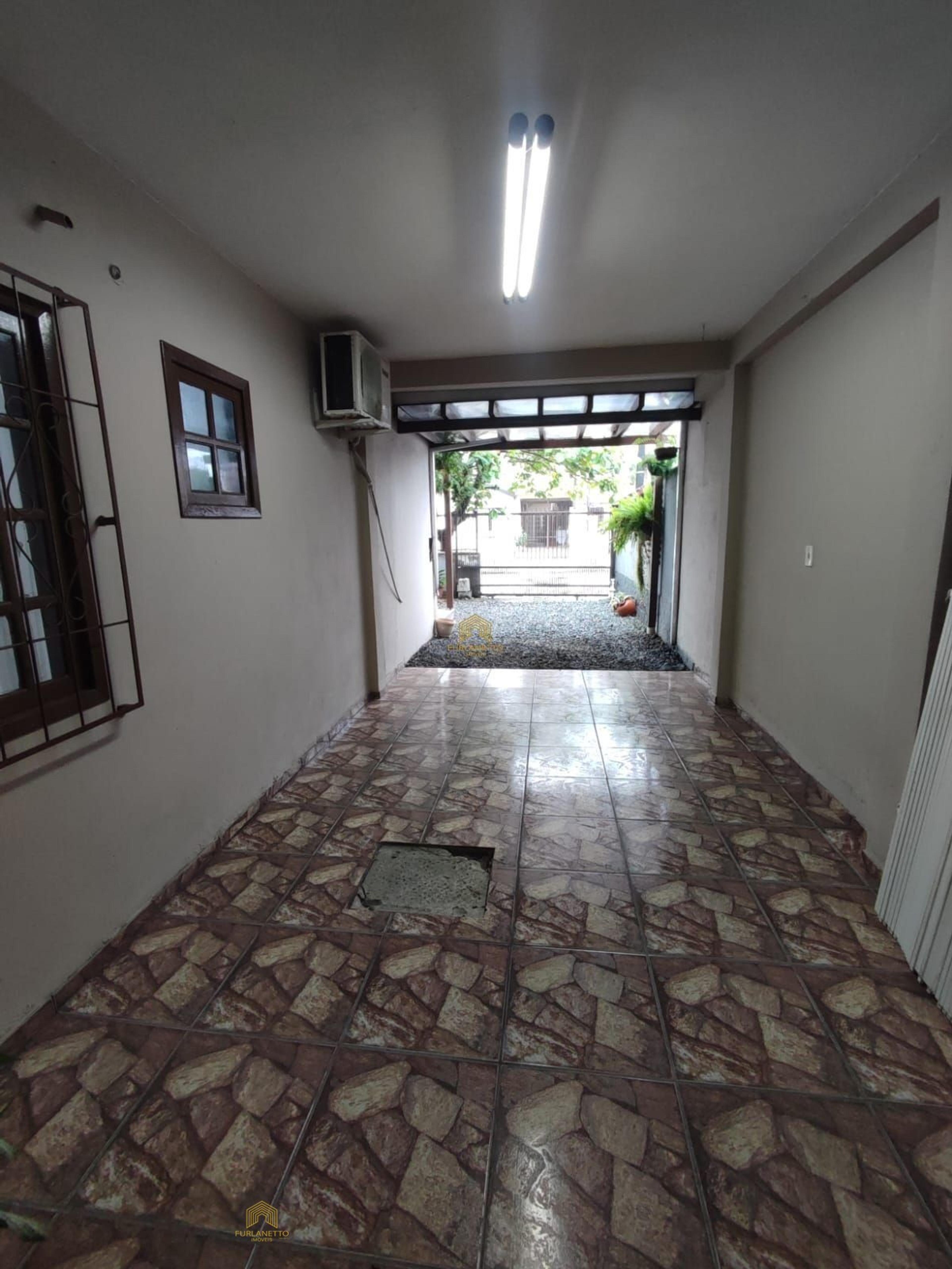 Linda casa no bairro Adhemar Garcia — foto 24