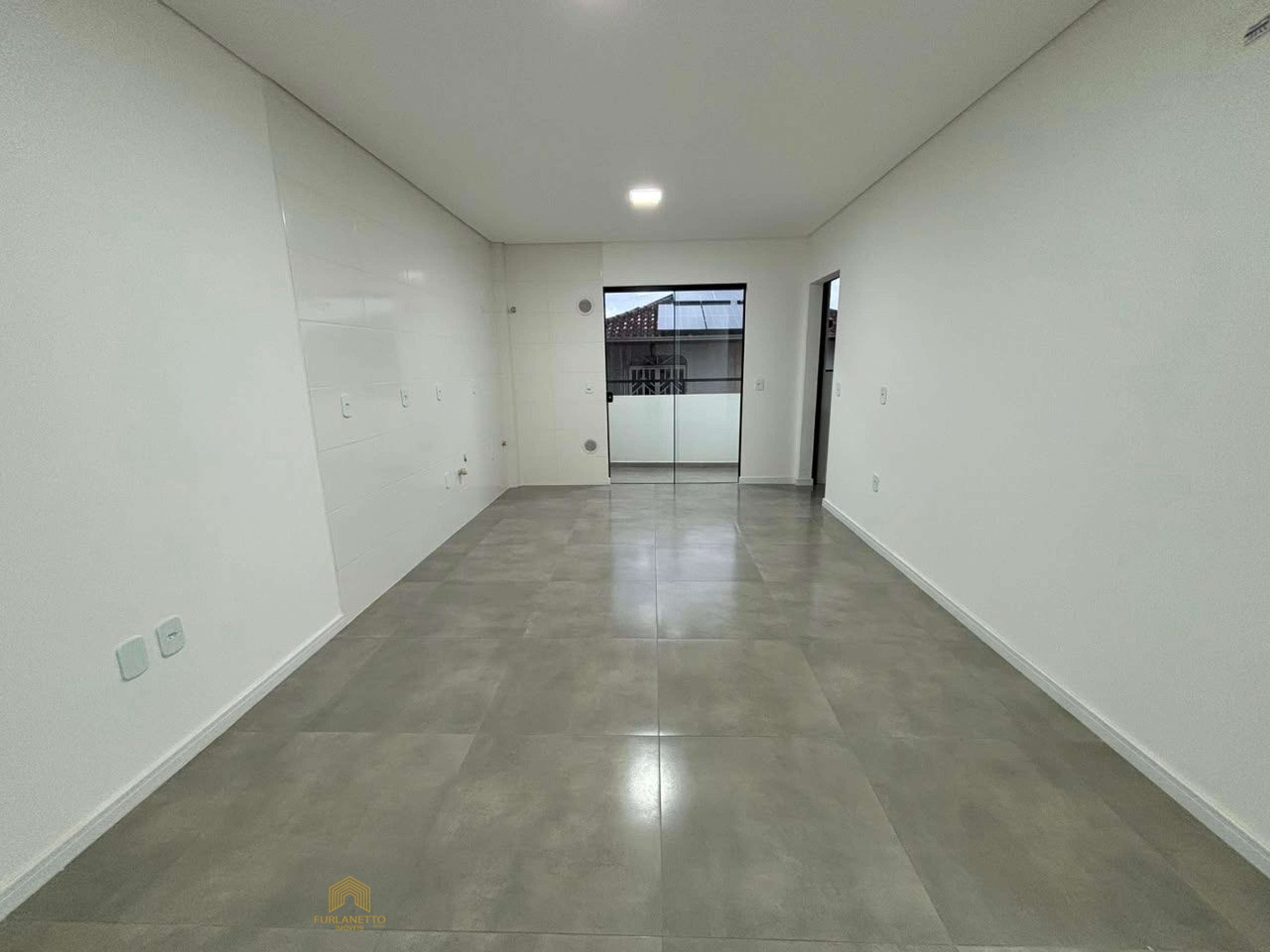 Apartamento À Venda no Aventureiro