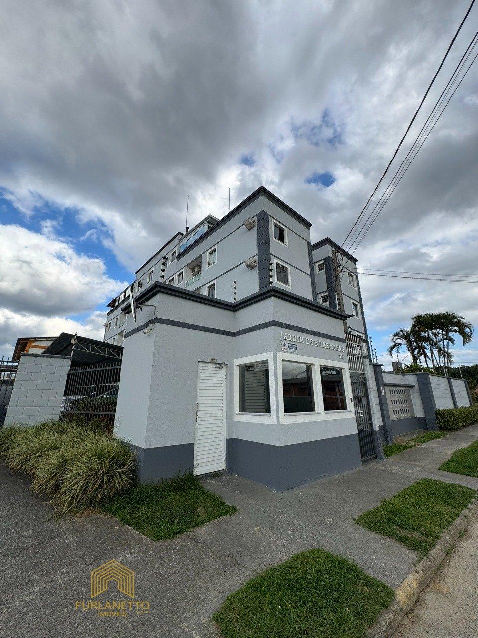 Apartamento à venda no Glória