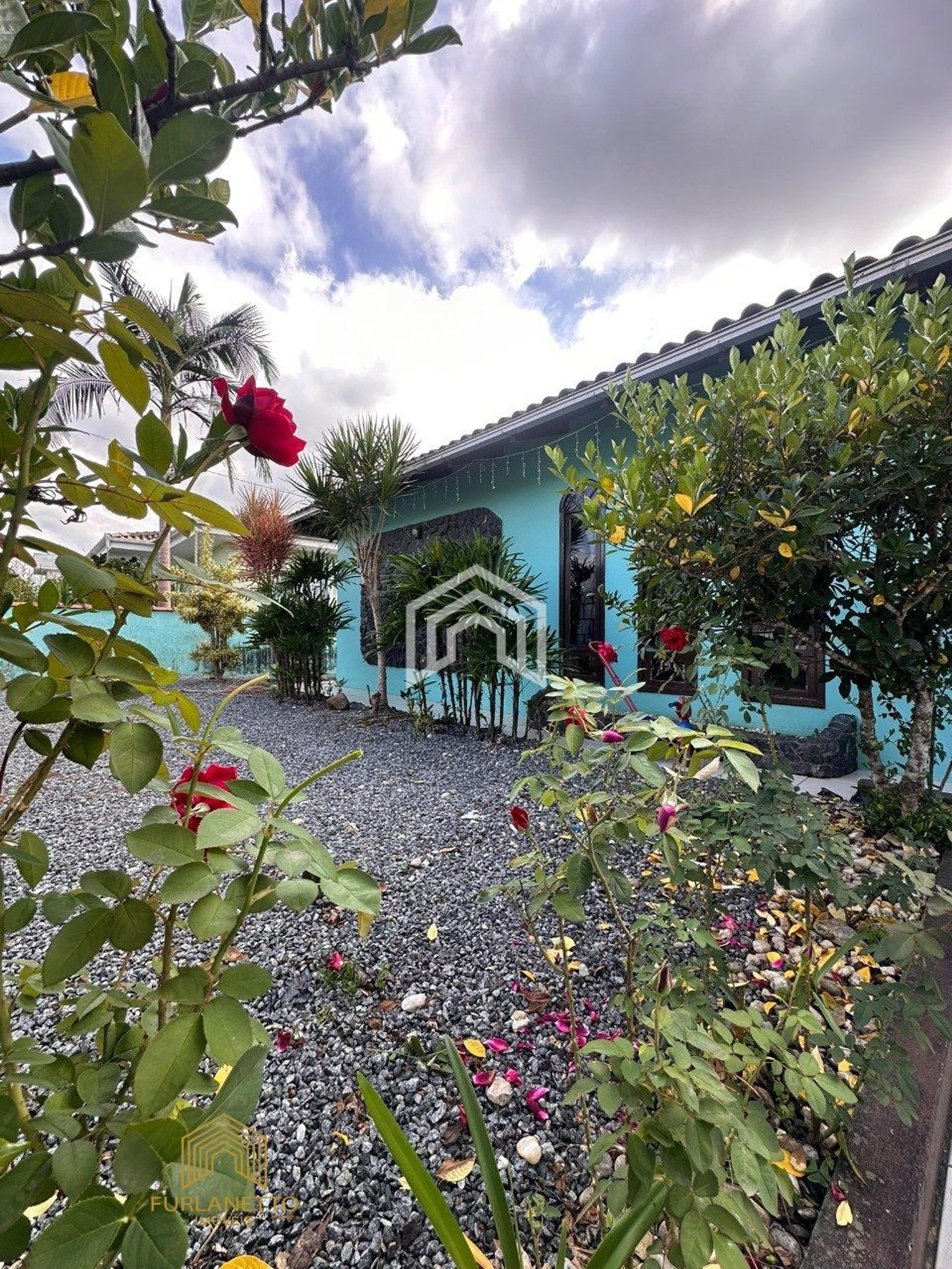 Casa Averbada à venda no Floresta — foto 2