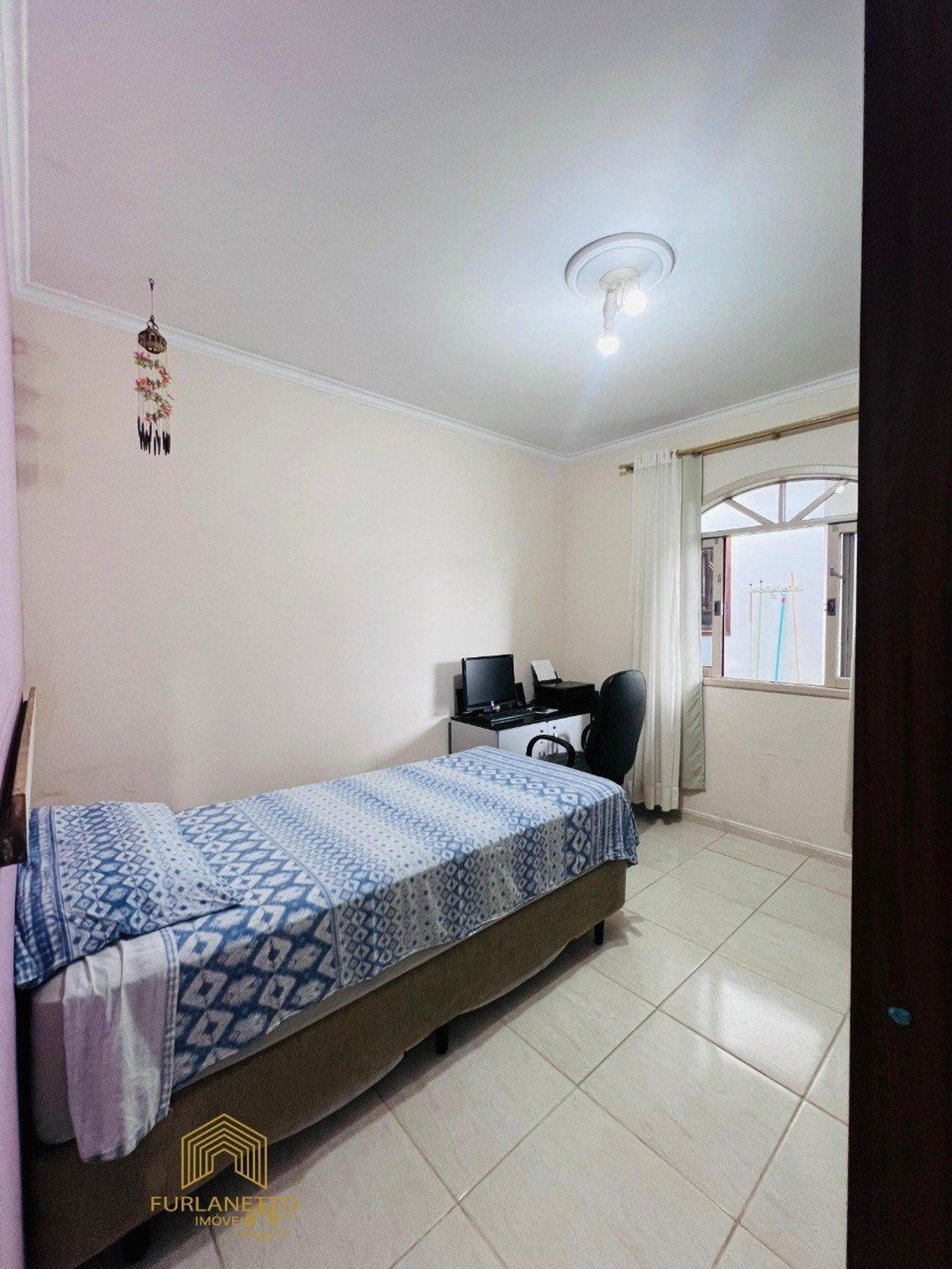 Ampla casa averbada com piscina no bairro Fátima — foto 30