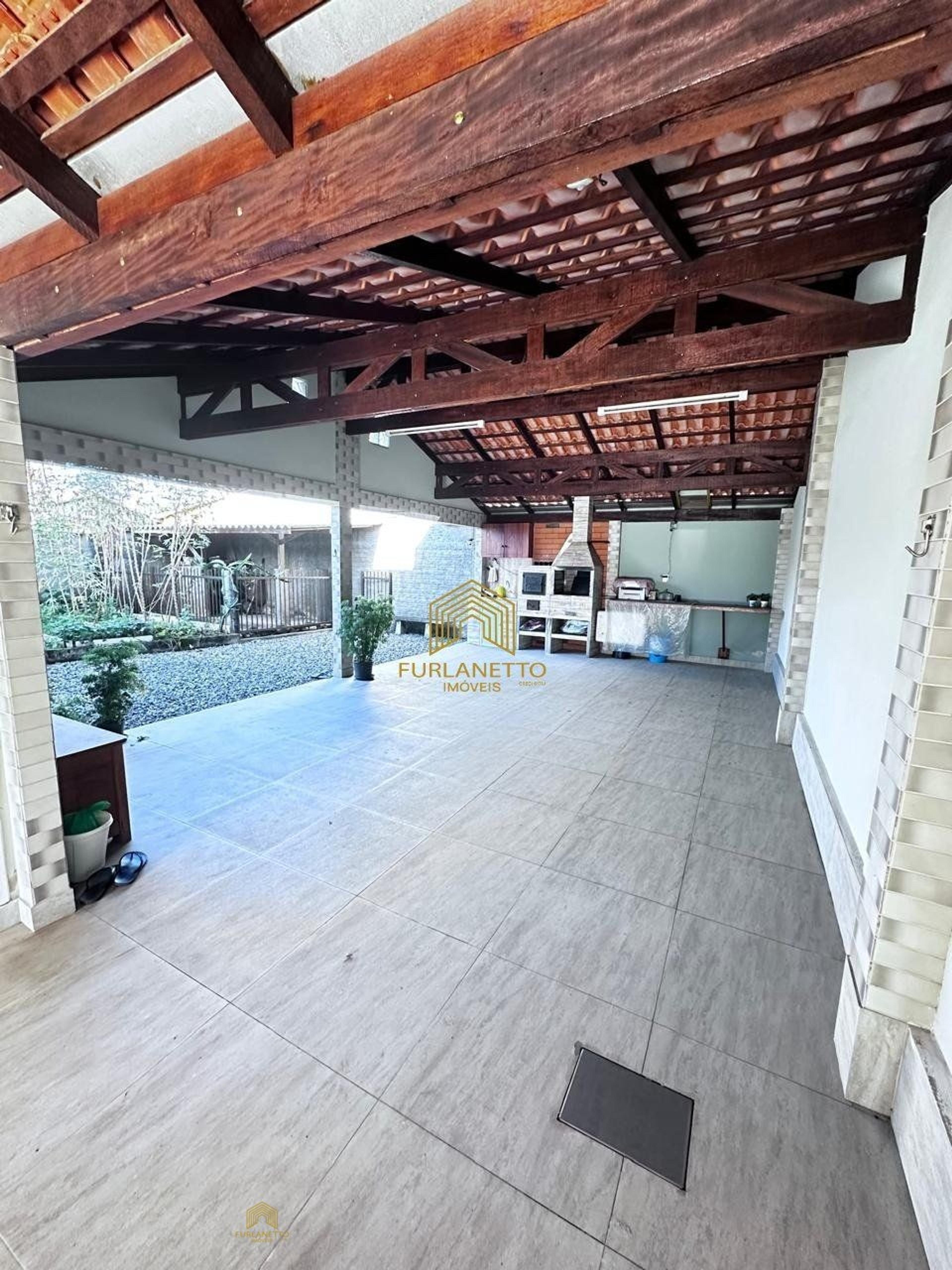 Linda residência no bairro João Costa — foto 8