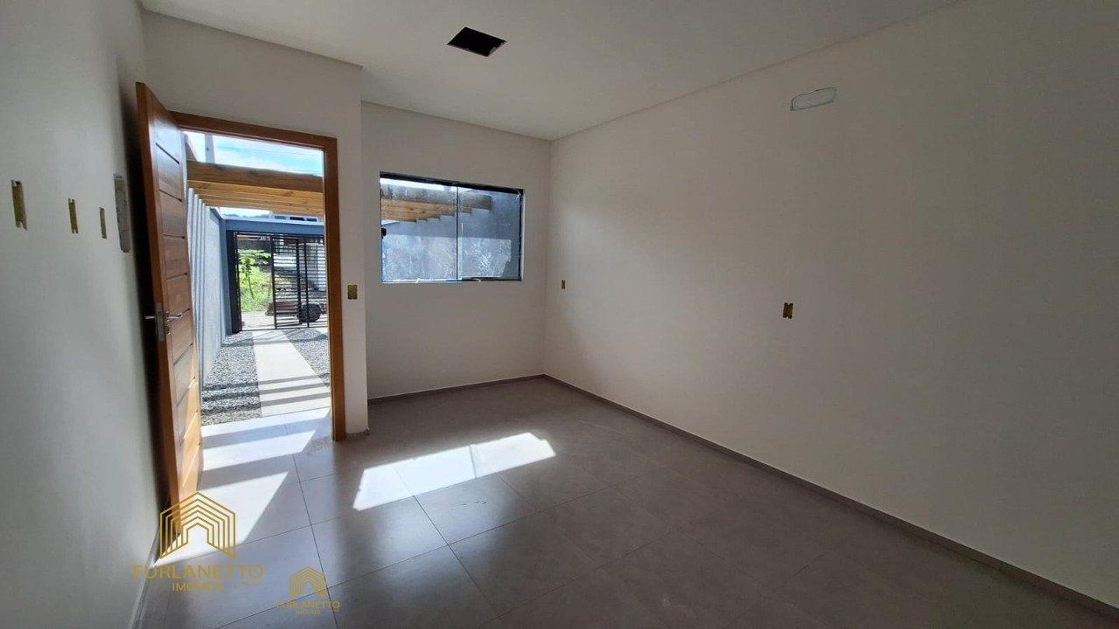 Lindo Geminado Planta Baixa no bairro Petrópolis — foto 10
