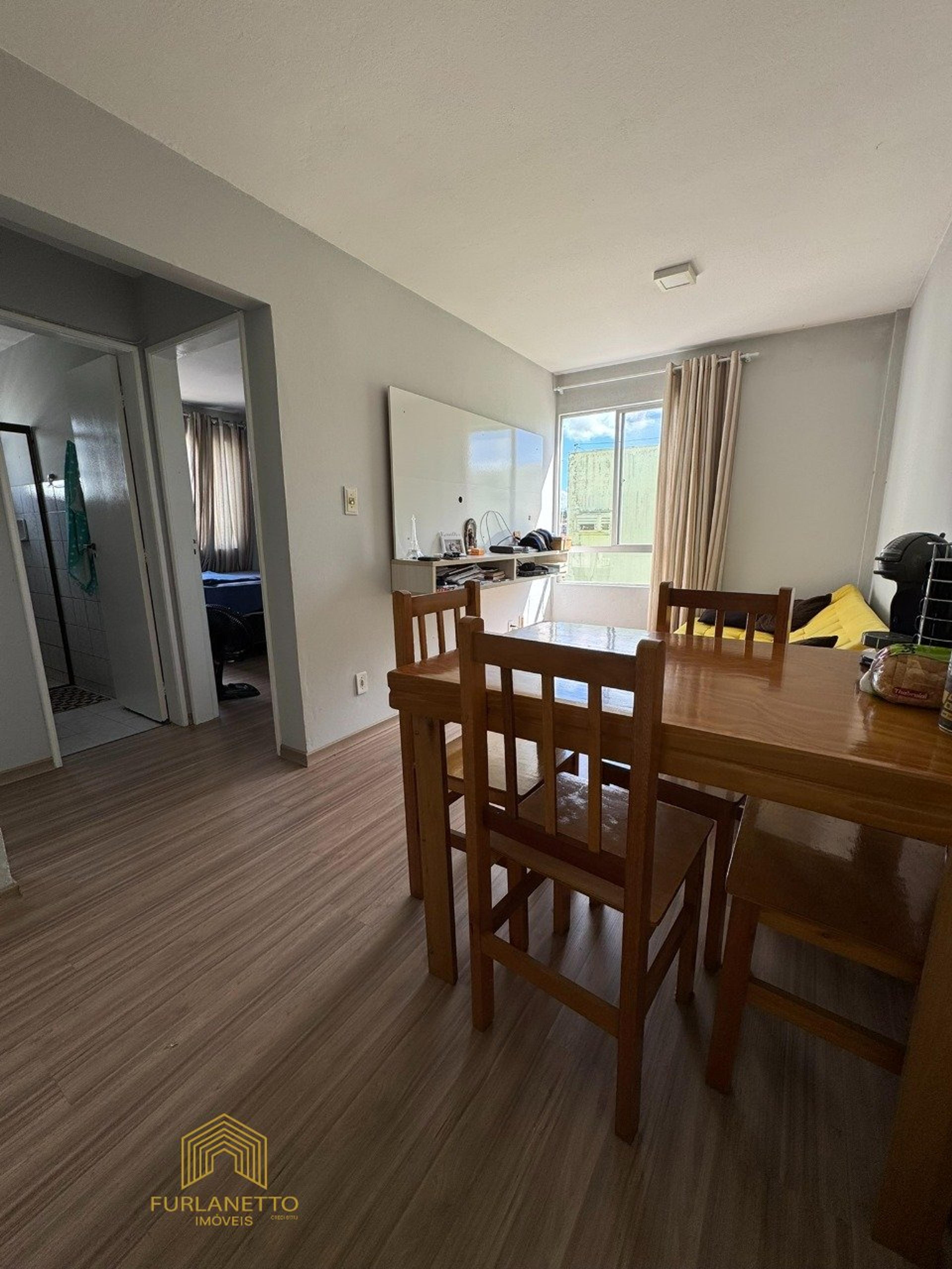 Apartamento à venda no Costa e Silva