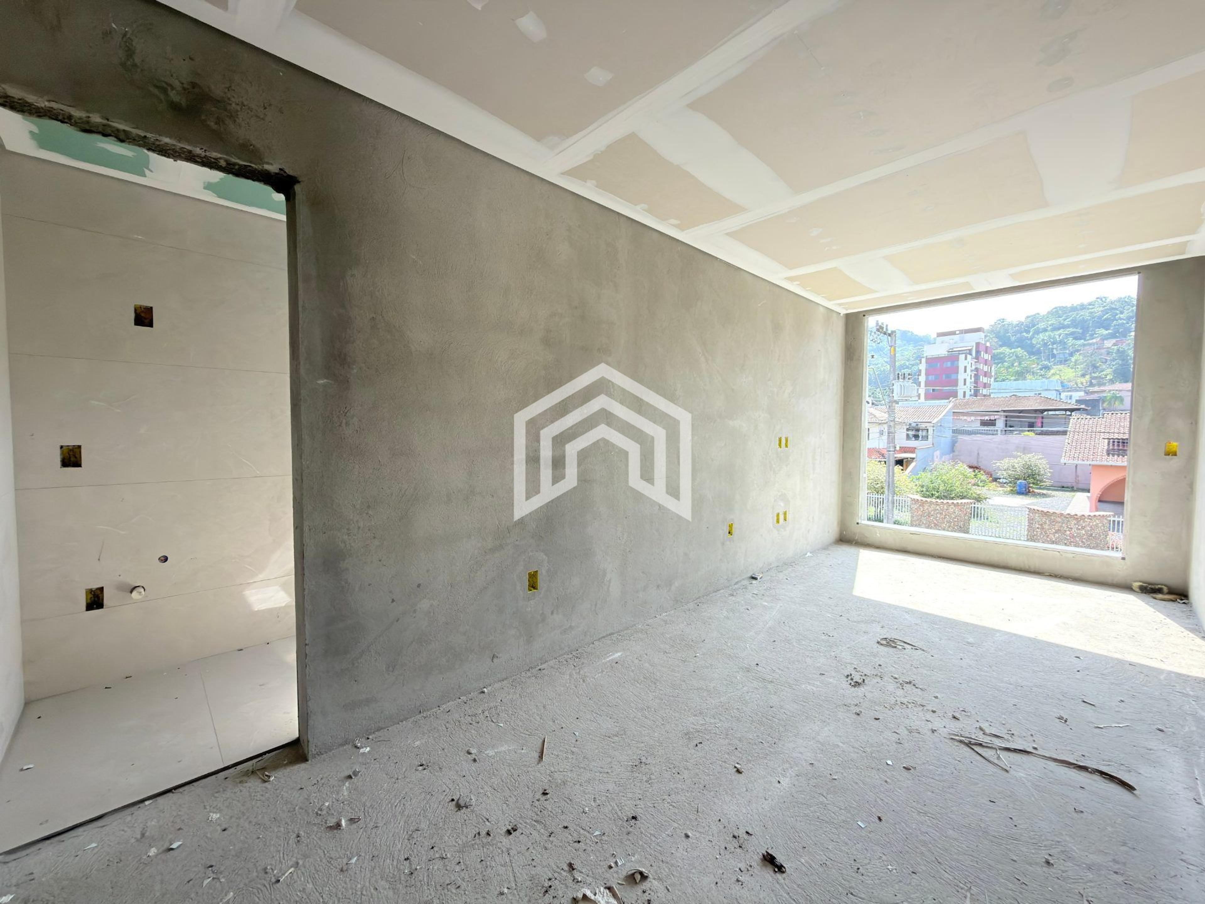 Casa geminado a venda no bairro Saguaçu com 3 quartos sendo 1 suite e uma otima area de fundos — foto 7