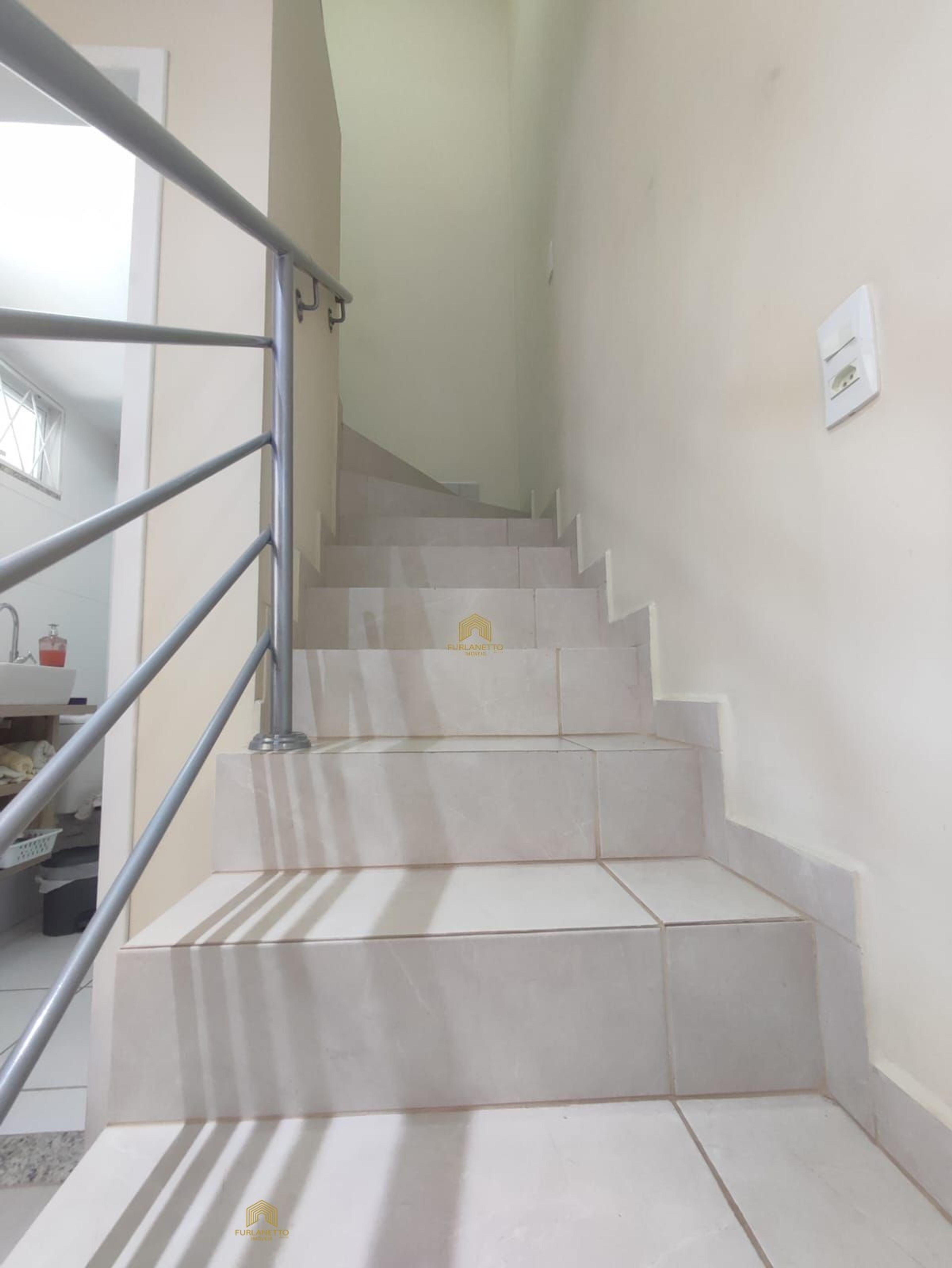 Linda casa geminada mobiliada no bairro João Costa — foto 19