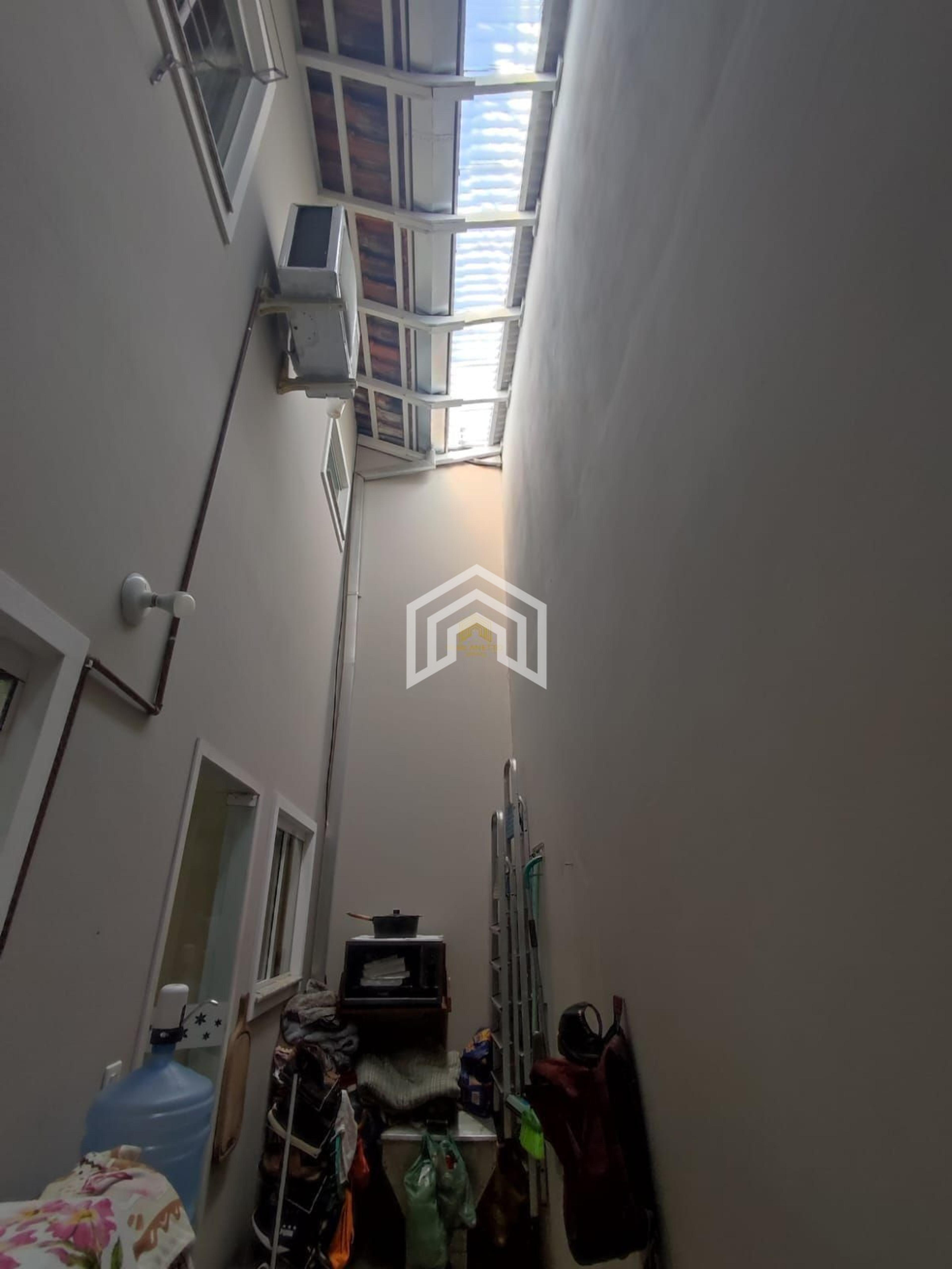 Linda casa geminada mobiliada no bairro João Costa — foto 17