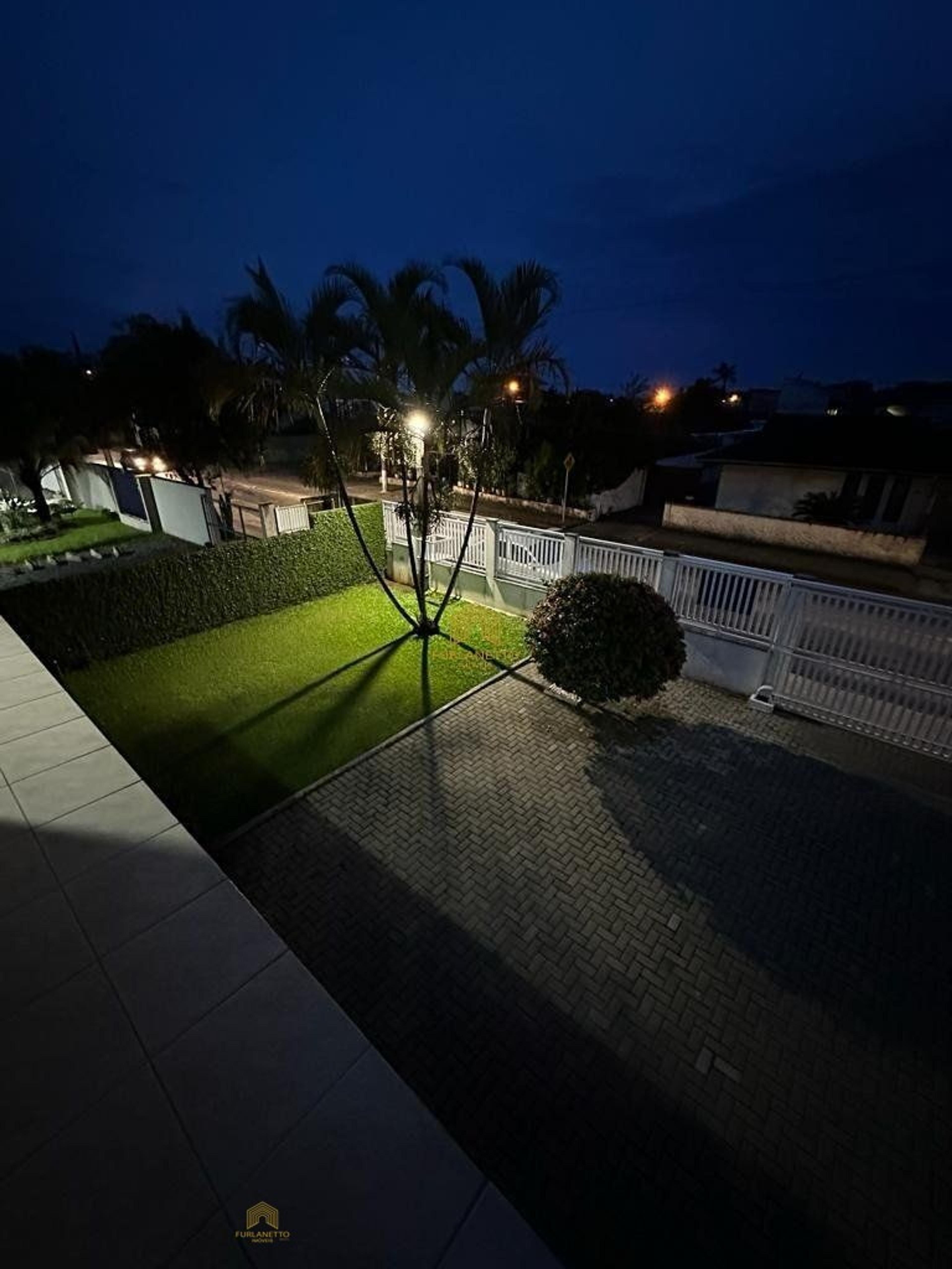 Linda residência de alto padrão no bairro Fátima — foto 38