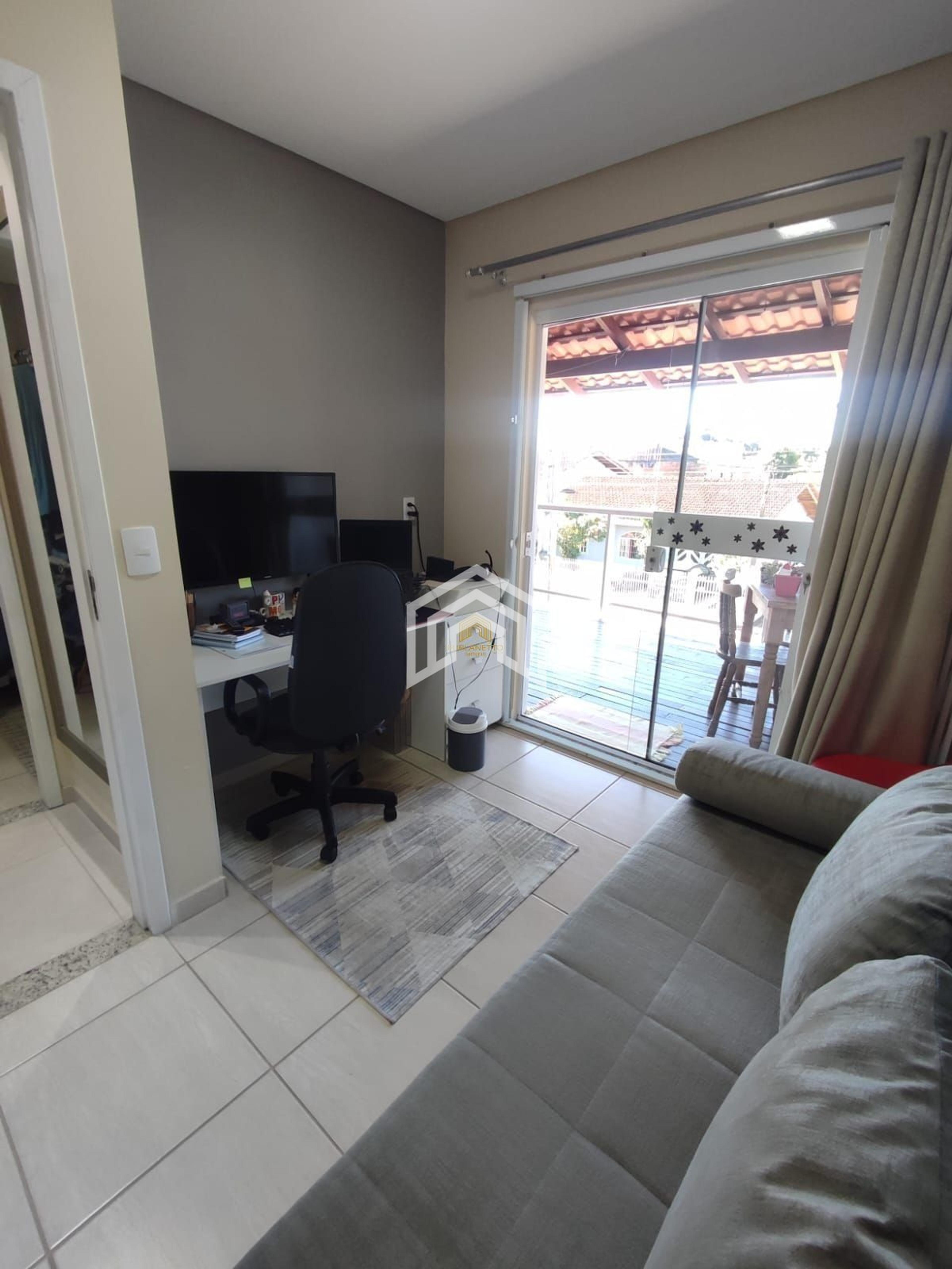 Linda casa geminada mobiliada no bairro João Costa — foto 35