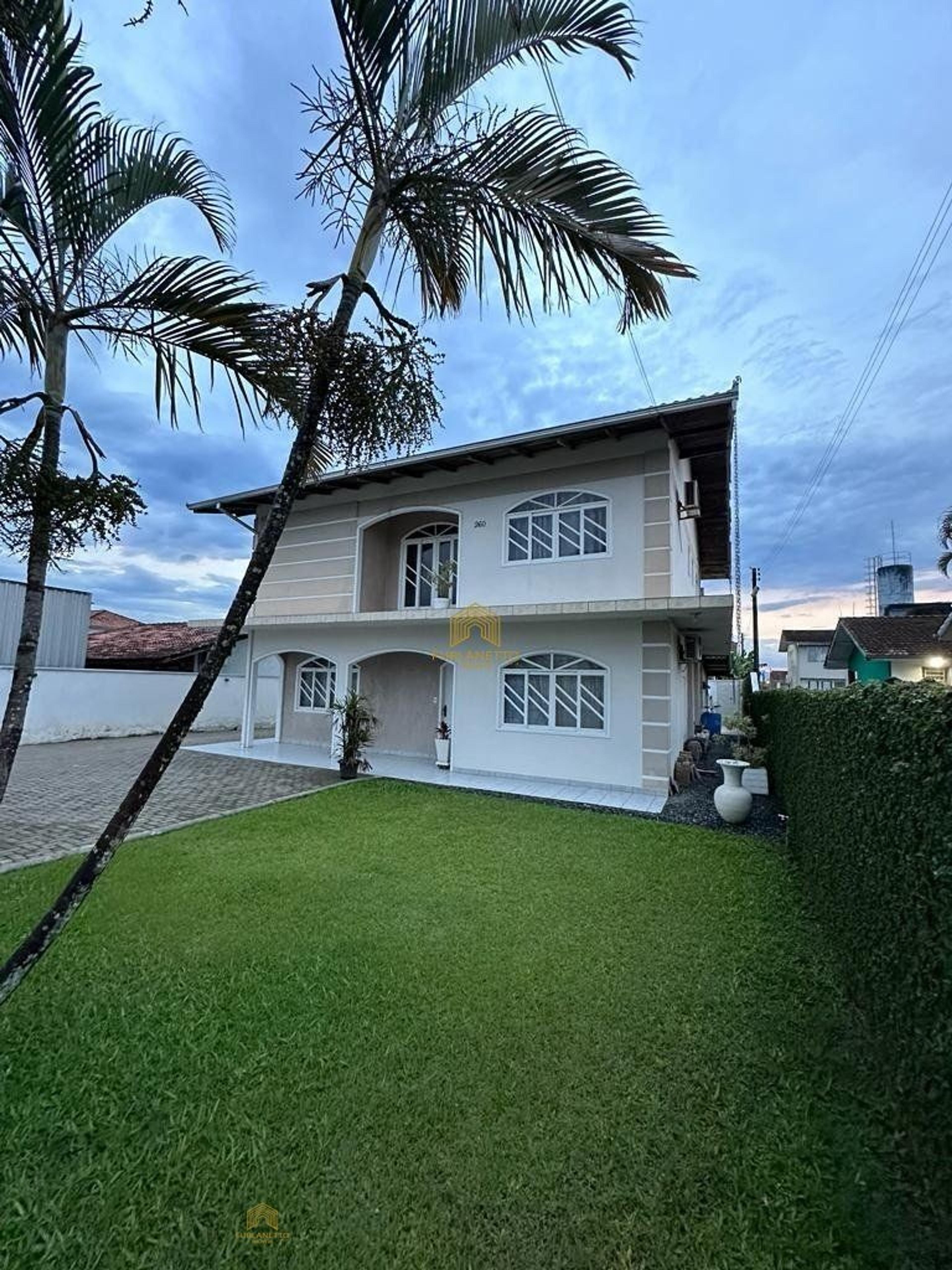 Linda residência de alto padrão no bairro Fátima — foto 36