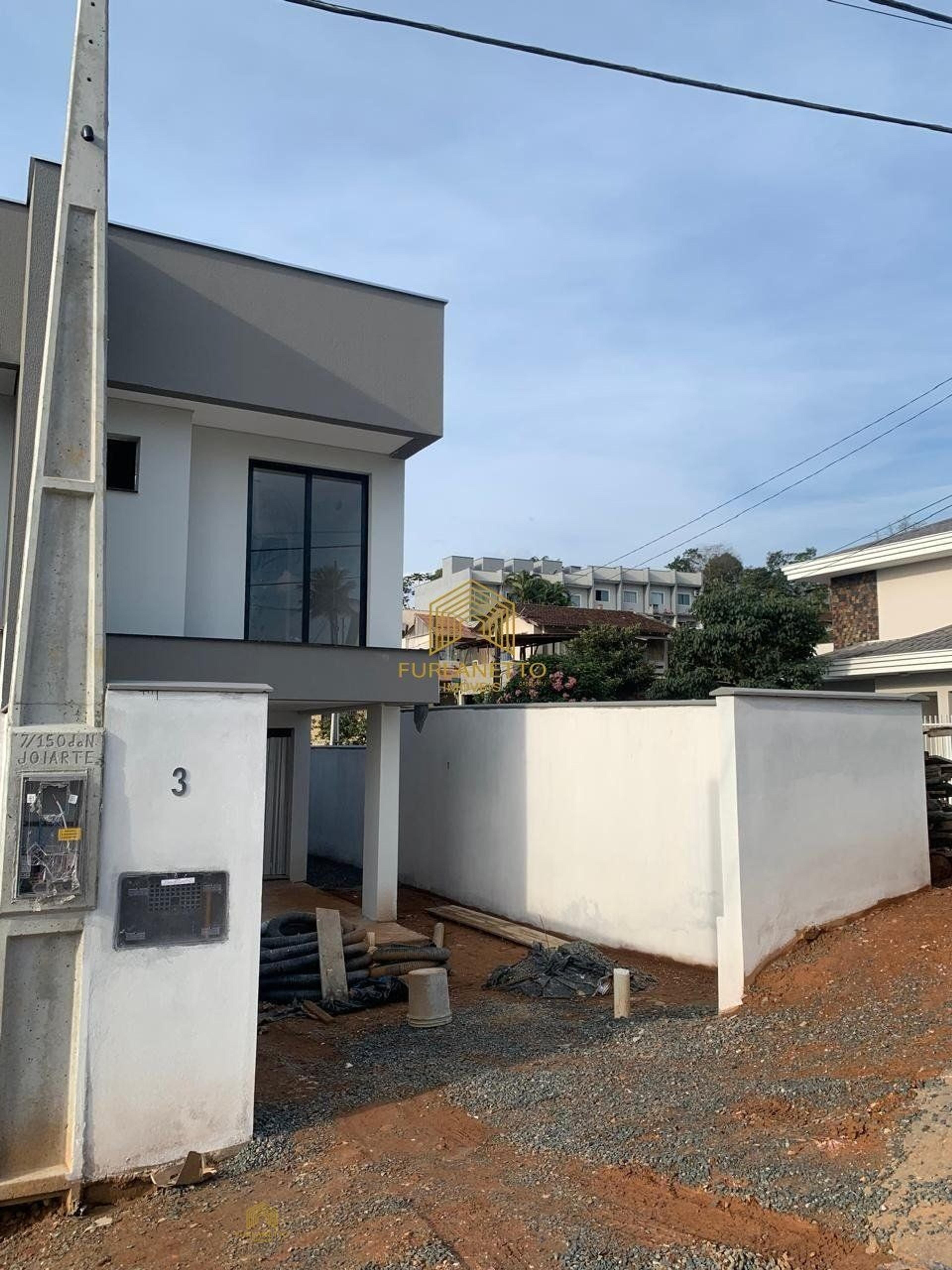 Casa em Guanabara, Joinville — foto 2