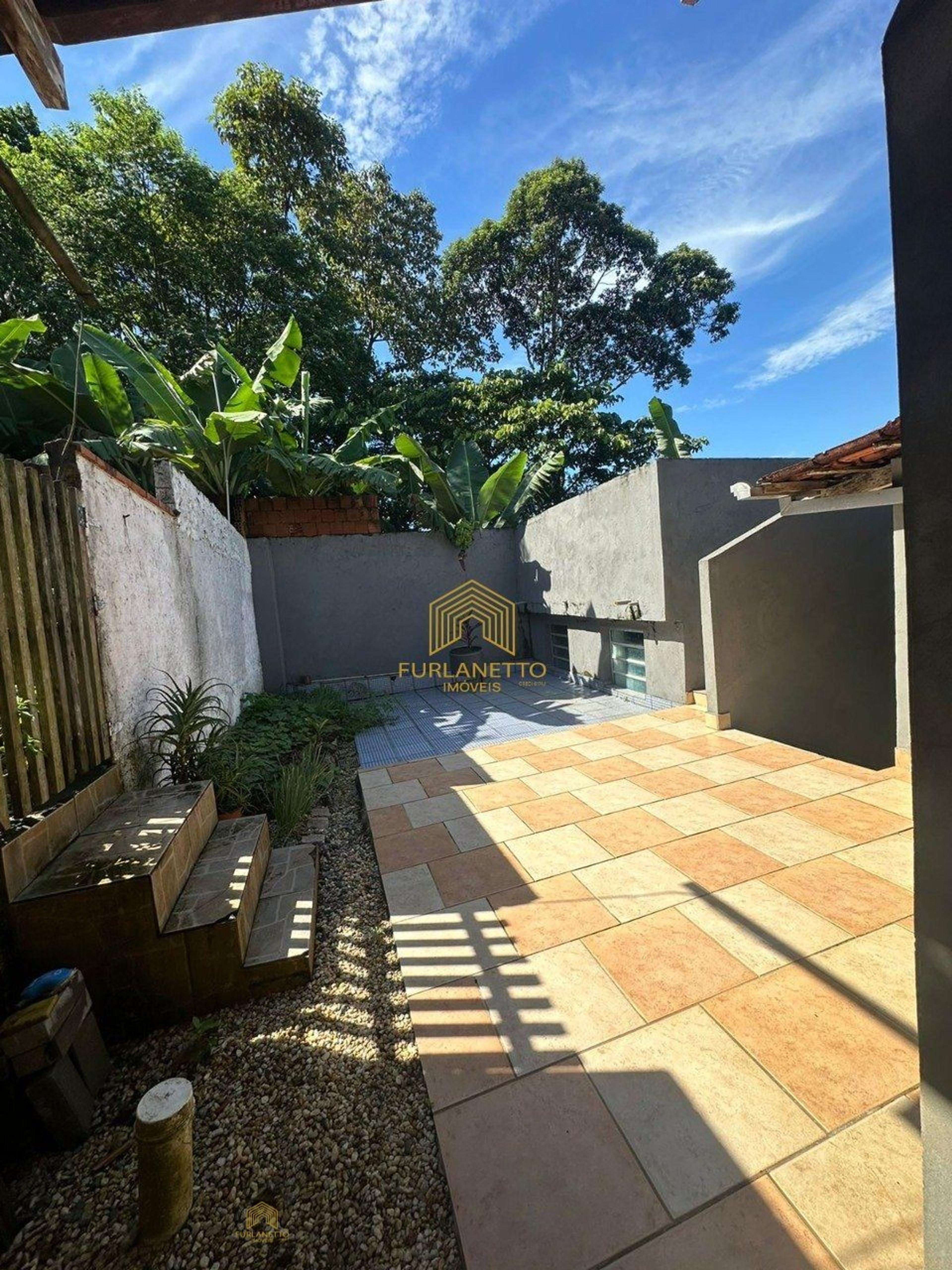 Linda e Ampla Residência no João Costa — foto 20