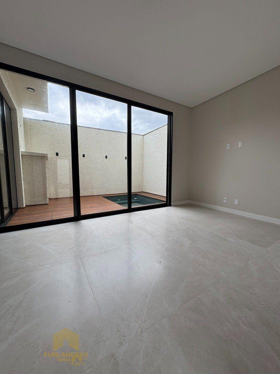 Casa em Glória, Joinville — foto 3