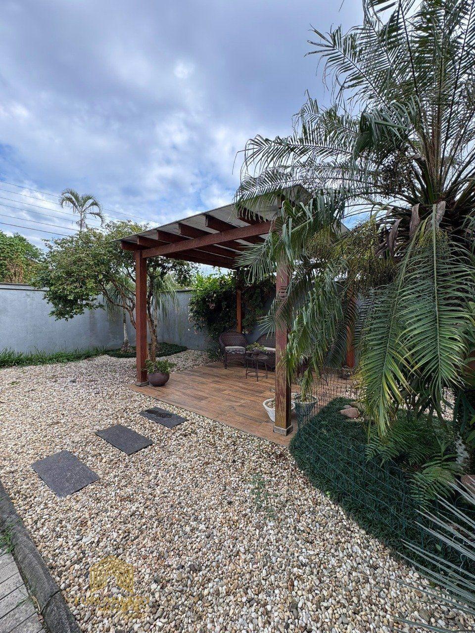 Casa em Adhemar Garcia, Joinville — foto 3