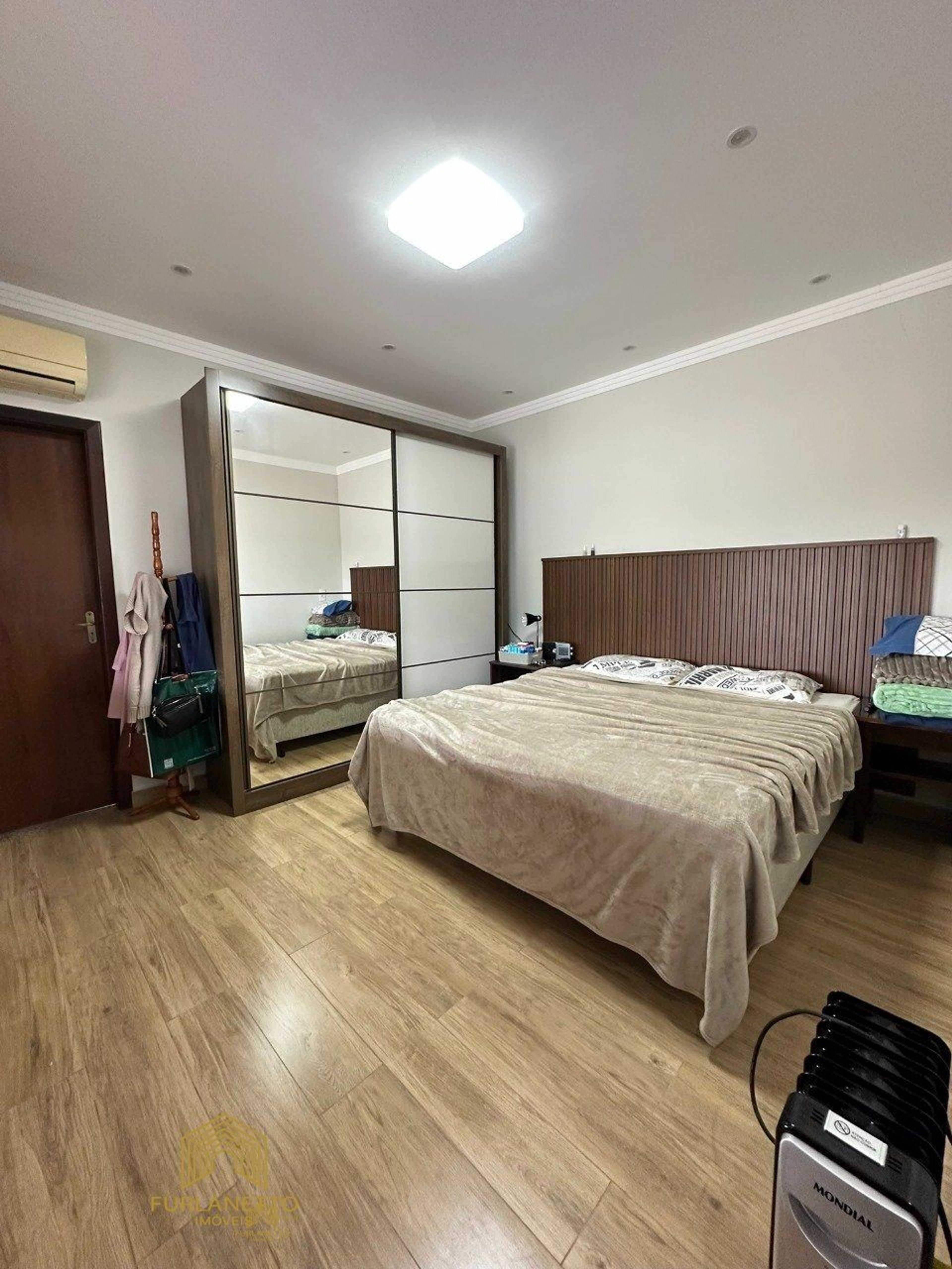 Residência Duplex de alto padrão no bairro Santa Catarina - conforto, estilo e espaço em dobro — foto 40