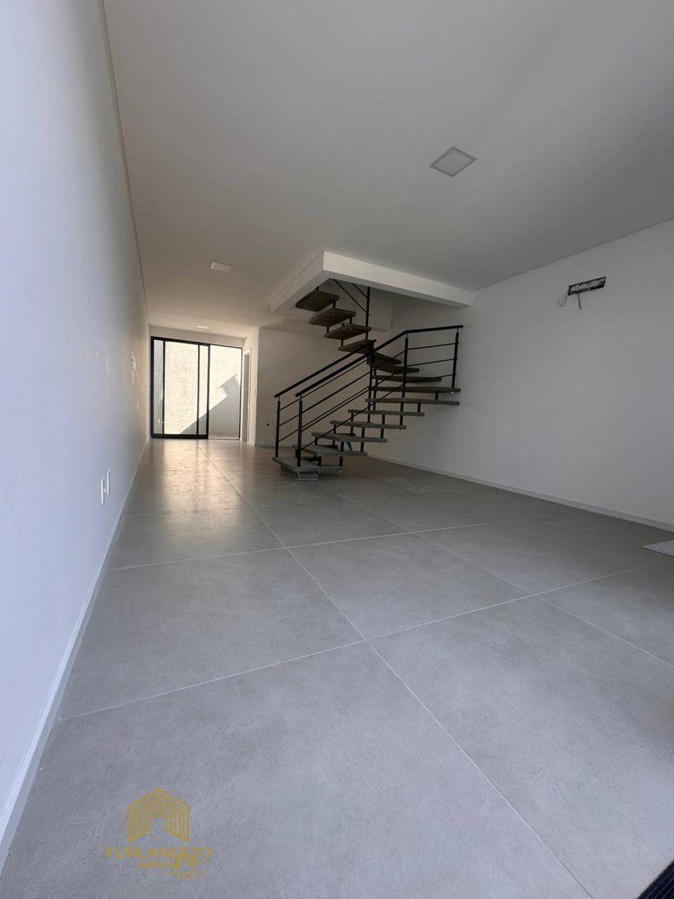 Casa em Costa e Silva, Joinville — foto 3
