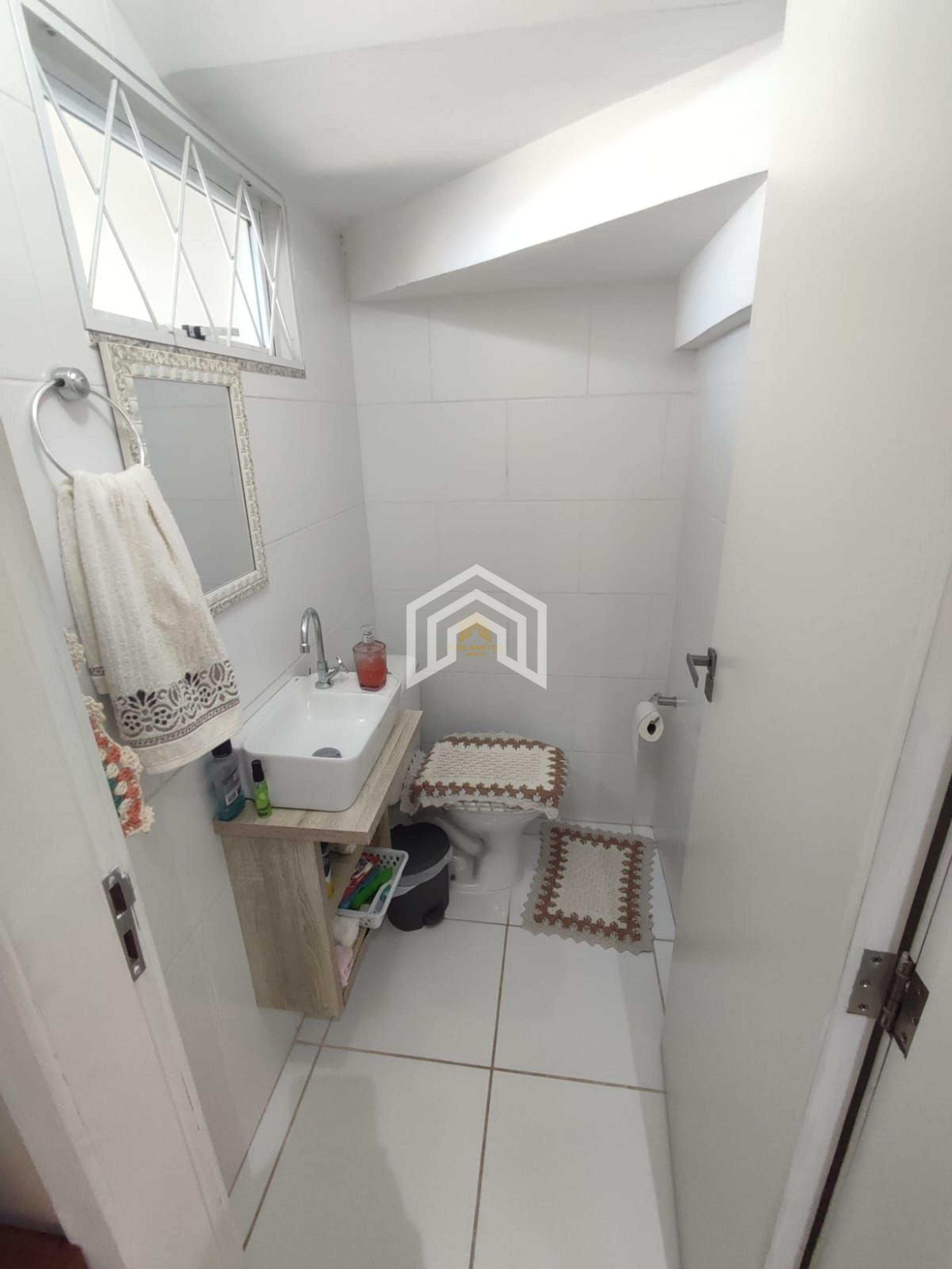 Linda casa geminada mobiliada no bairro João Costa — foto 23