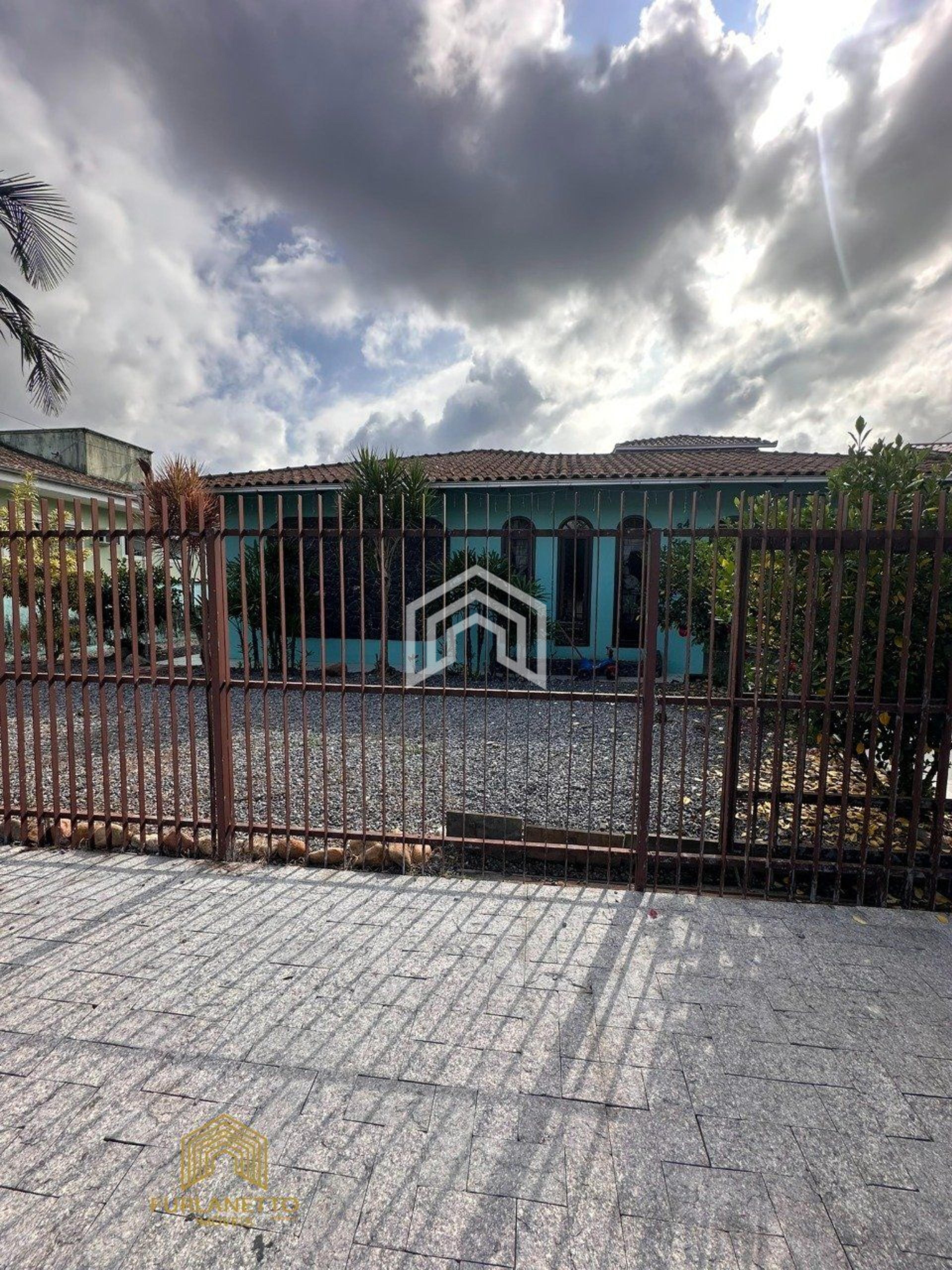 Casa Averbada à venda no Floresta — foto 17