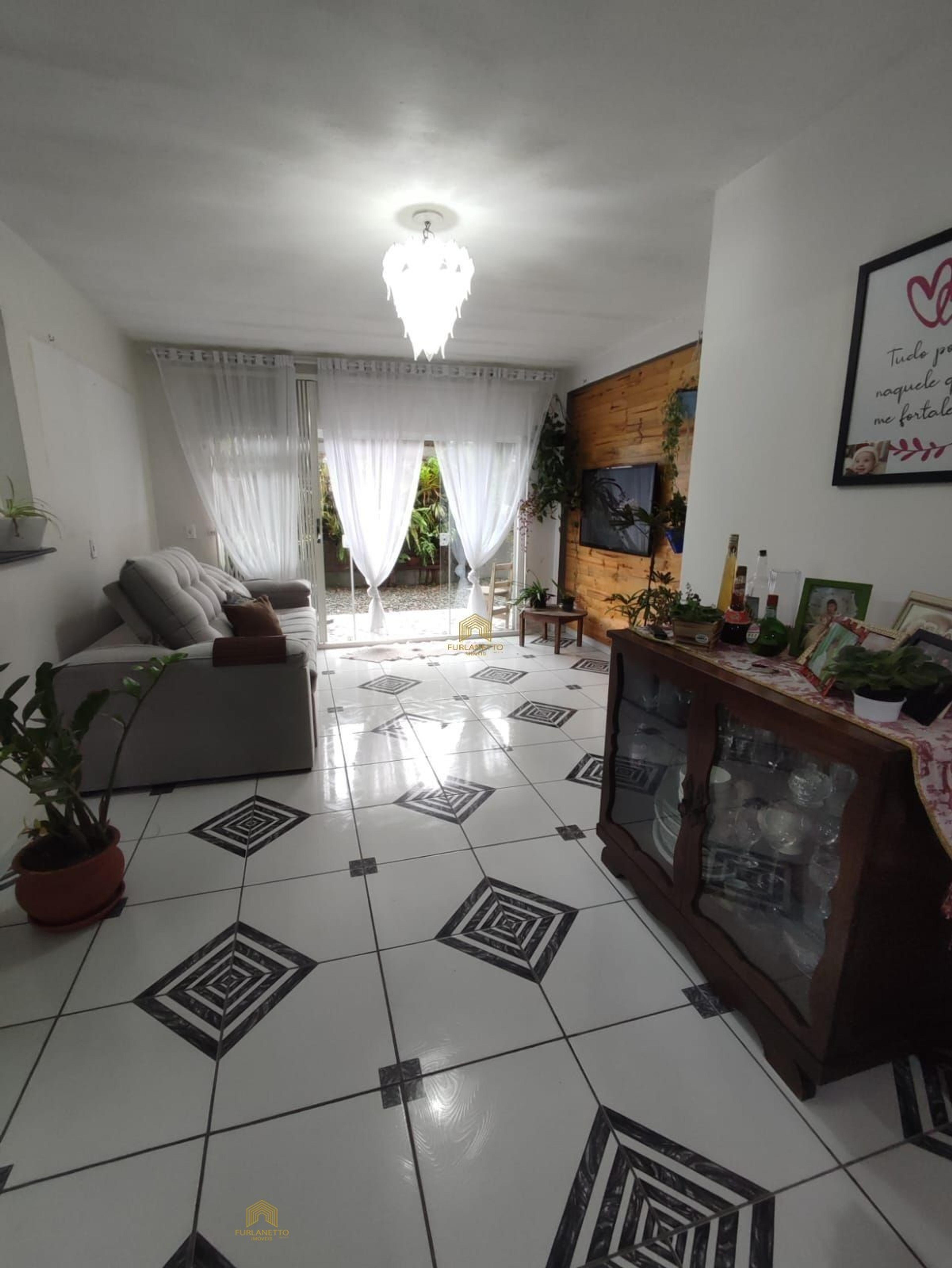 Linda casa no bairro Adhemar Garcia — foto 4